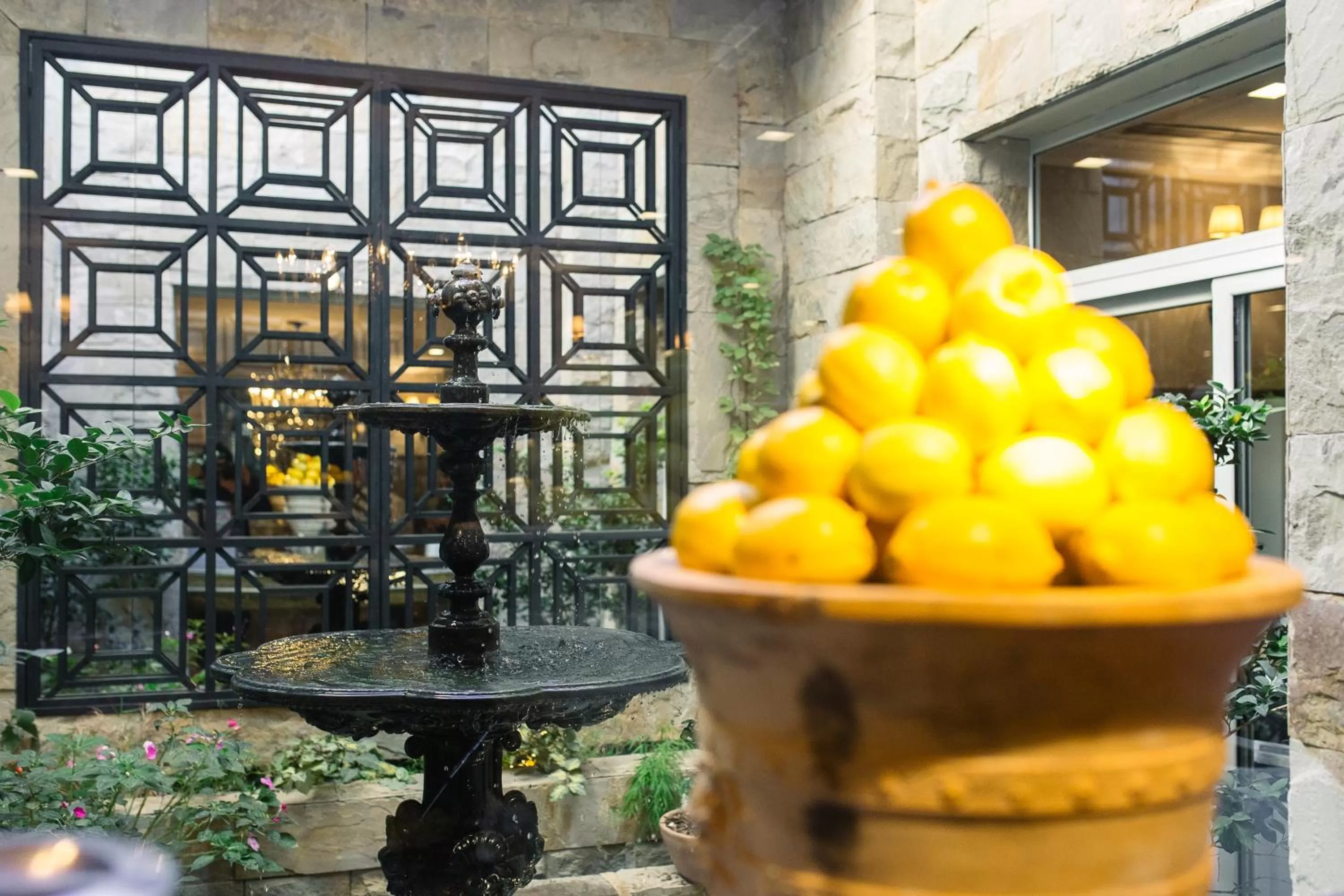 Food and drinks in Huentala Hotel