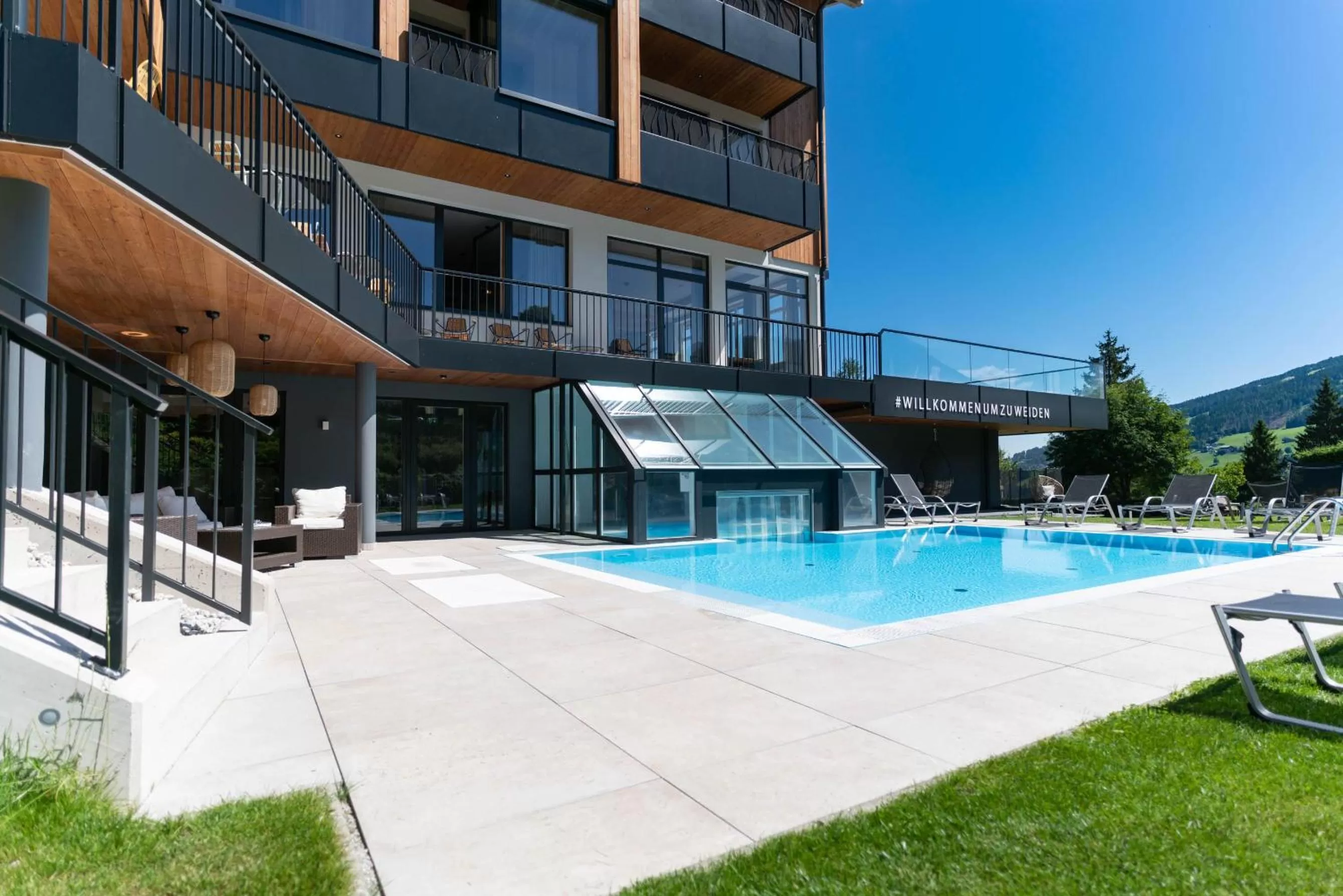 Swimming Pool in Apart & Suiten Hotel WEIDEN