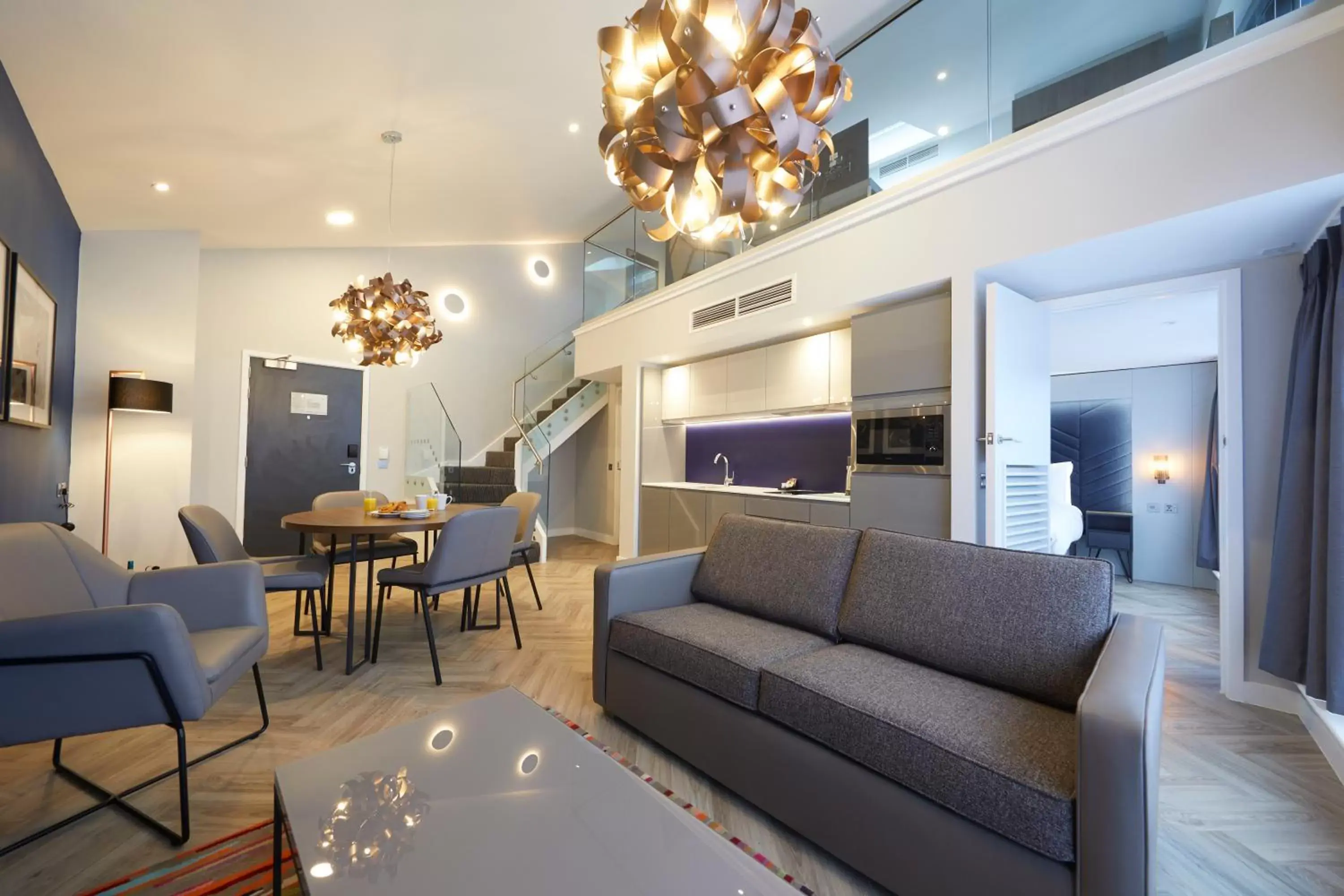 Loft Two Bedroom in Roomzzz York City Loft Two Bedroom in Roomzzz York City