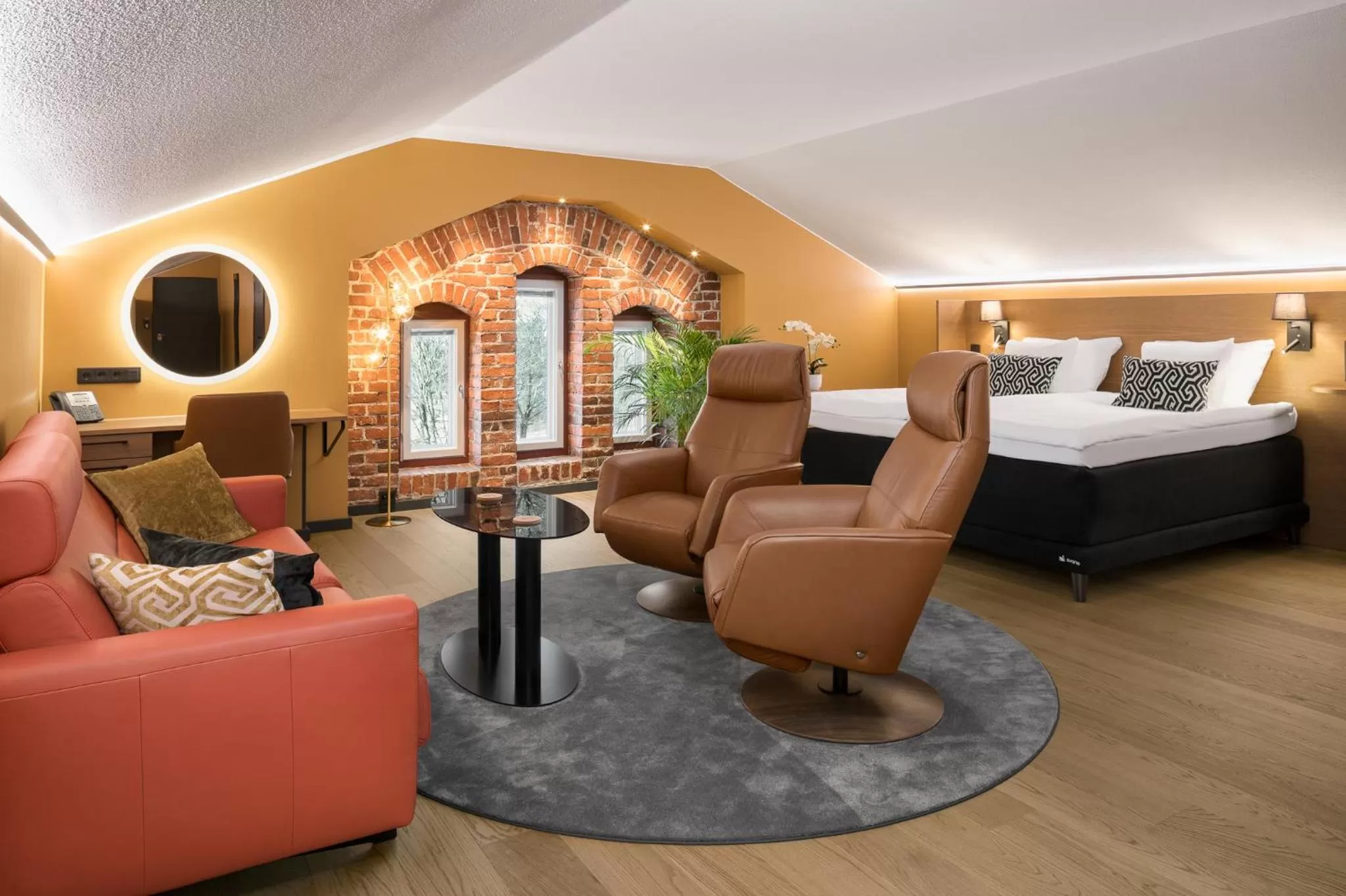 Living room, Bed in Hotel Kakola