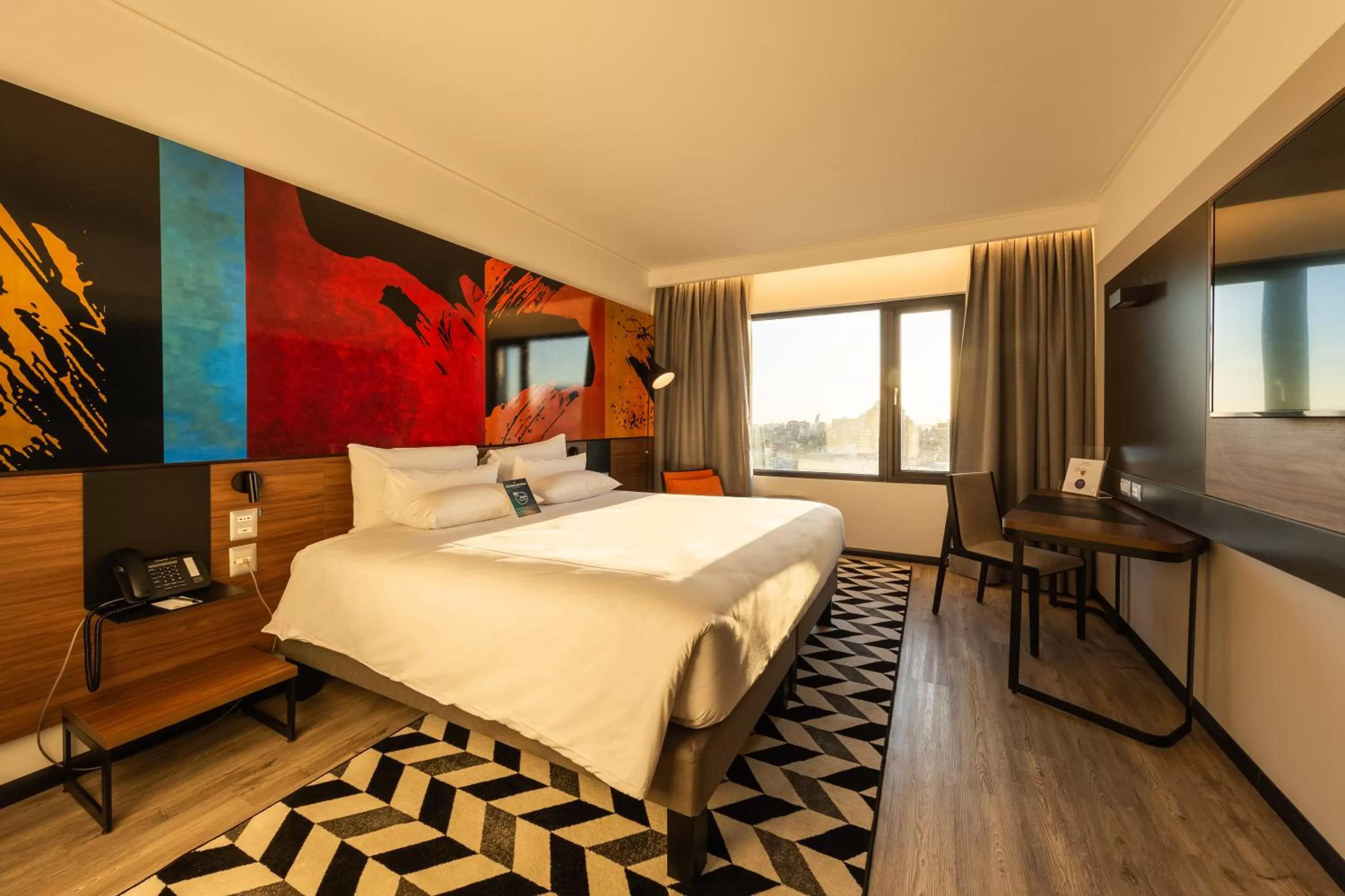 Photo of the whole room, Bed in Novotel Santiago Providencia