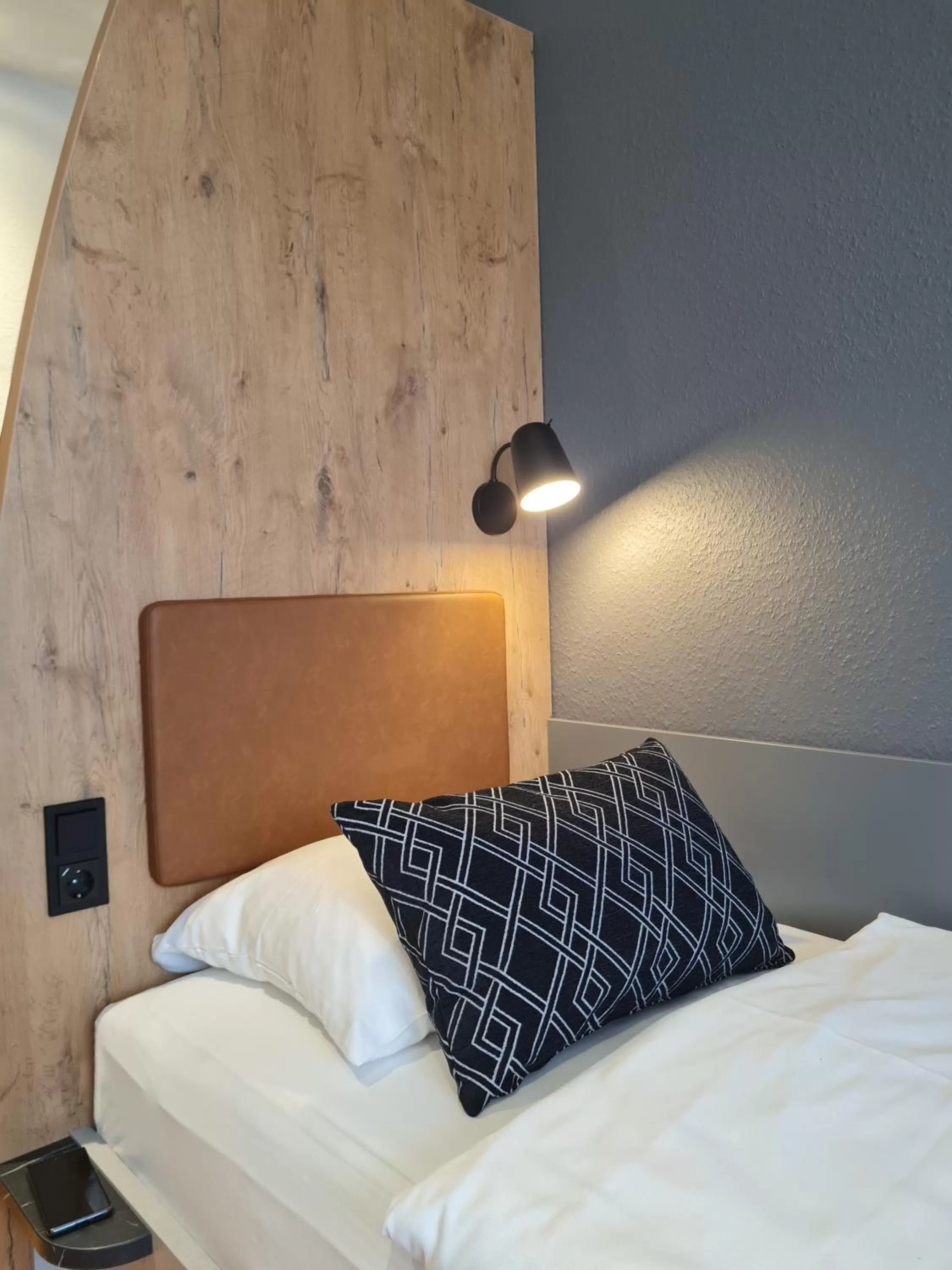 Bed in Internationales Studierendenhotel