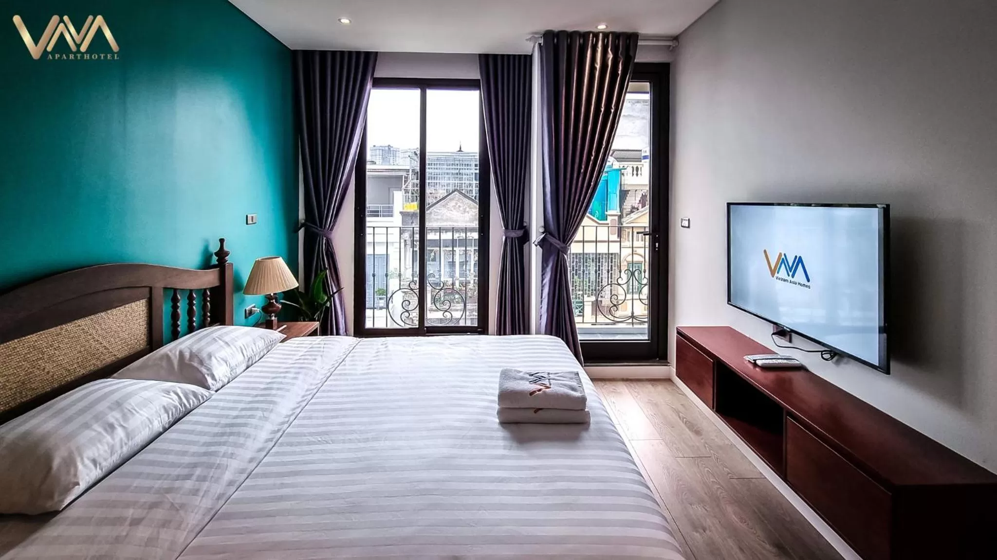 Bed in VNAHOMES APARTHOTEL