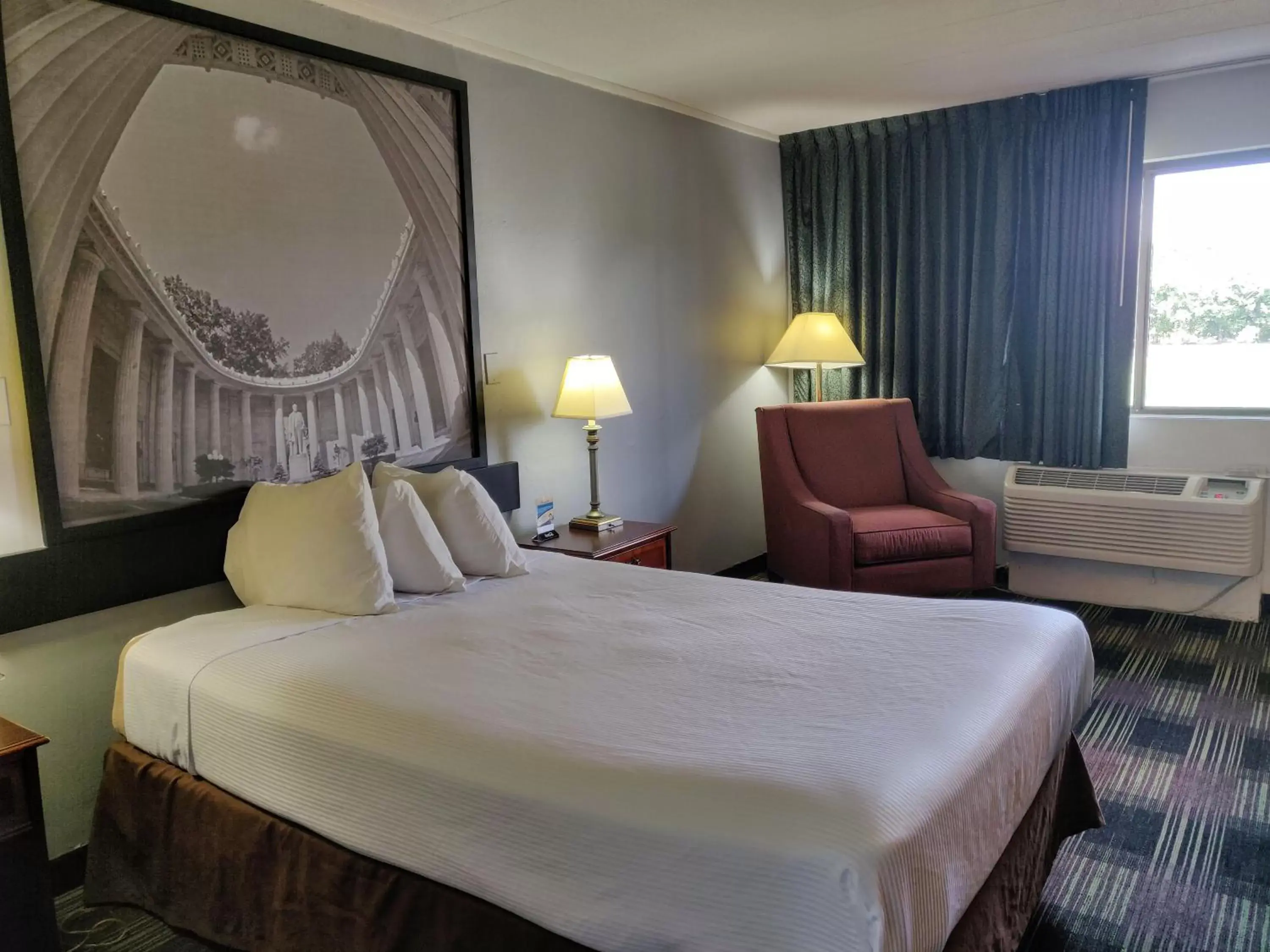 Deluxe Room in Sprucewood Inn Deluxe Room in Sprucewood Inn