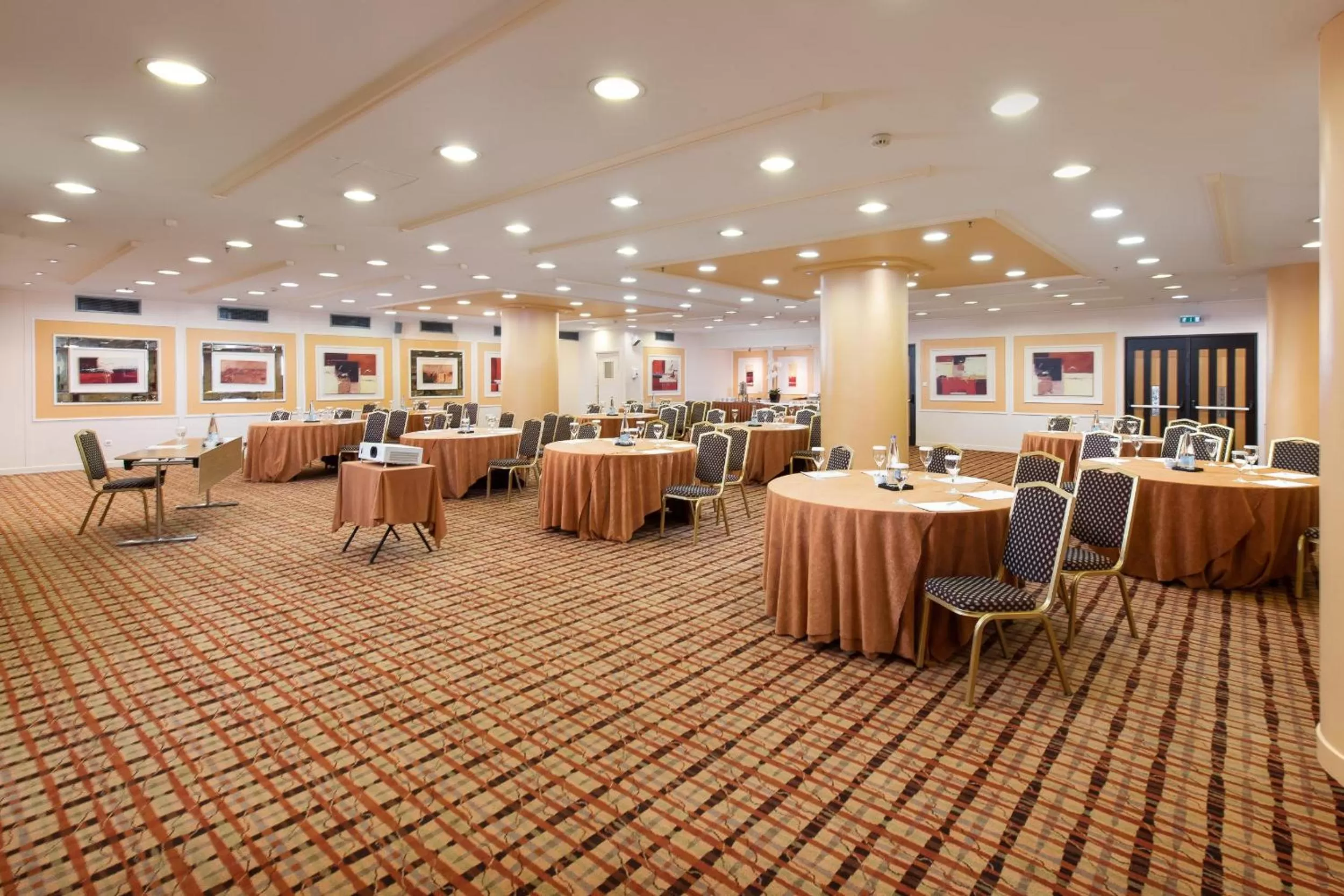 Meeting/conference room in Crowne Plaza Athens City Centre by IHG