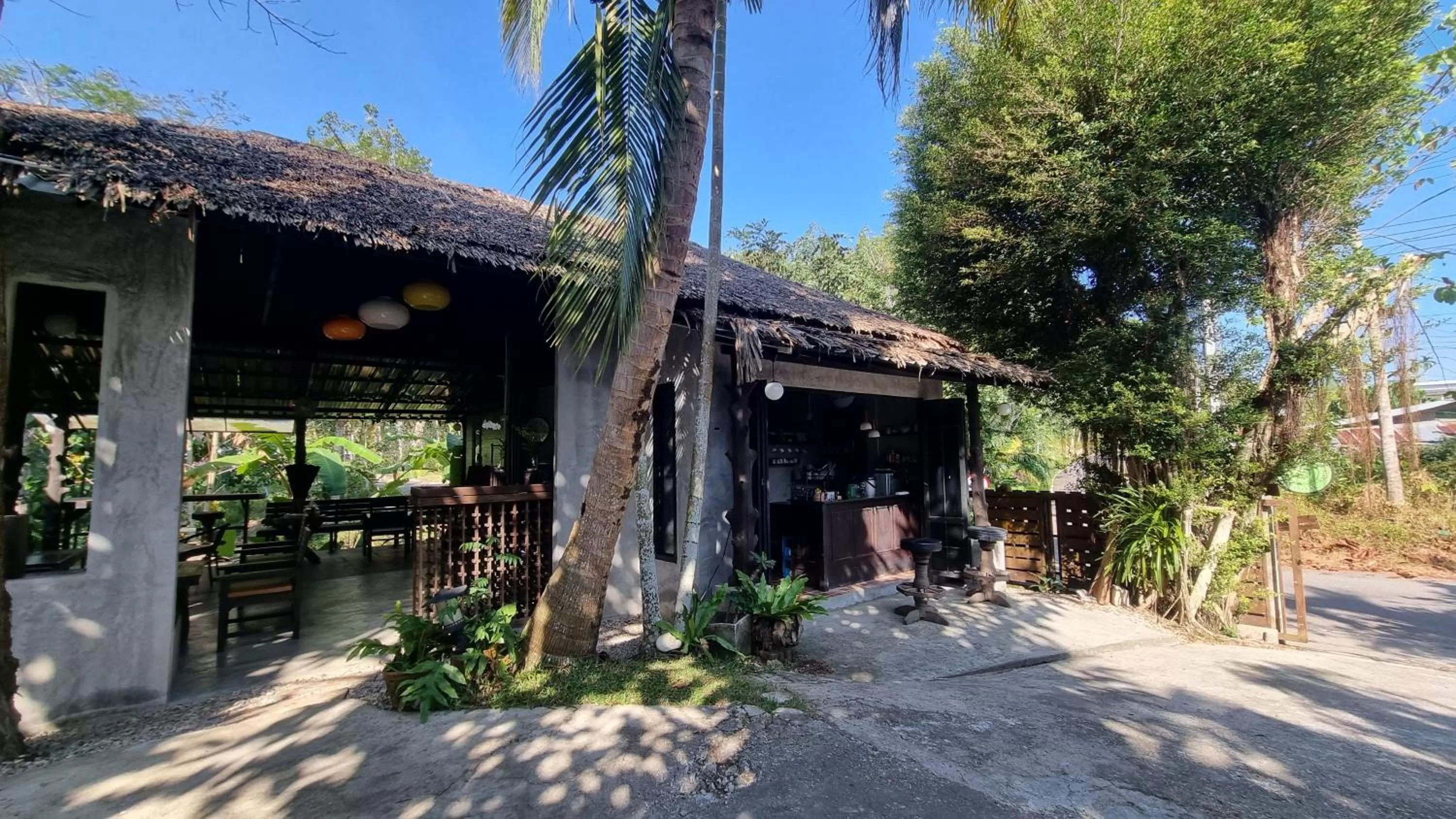 Communal kitchen, Property Building in Aonang Third Place Hometel