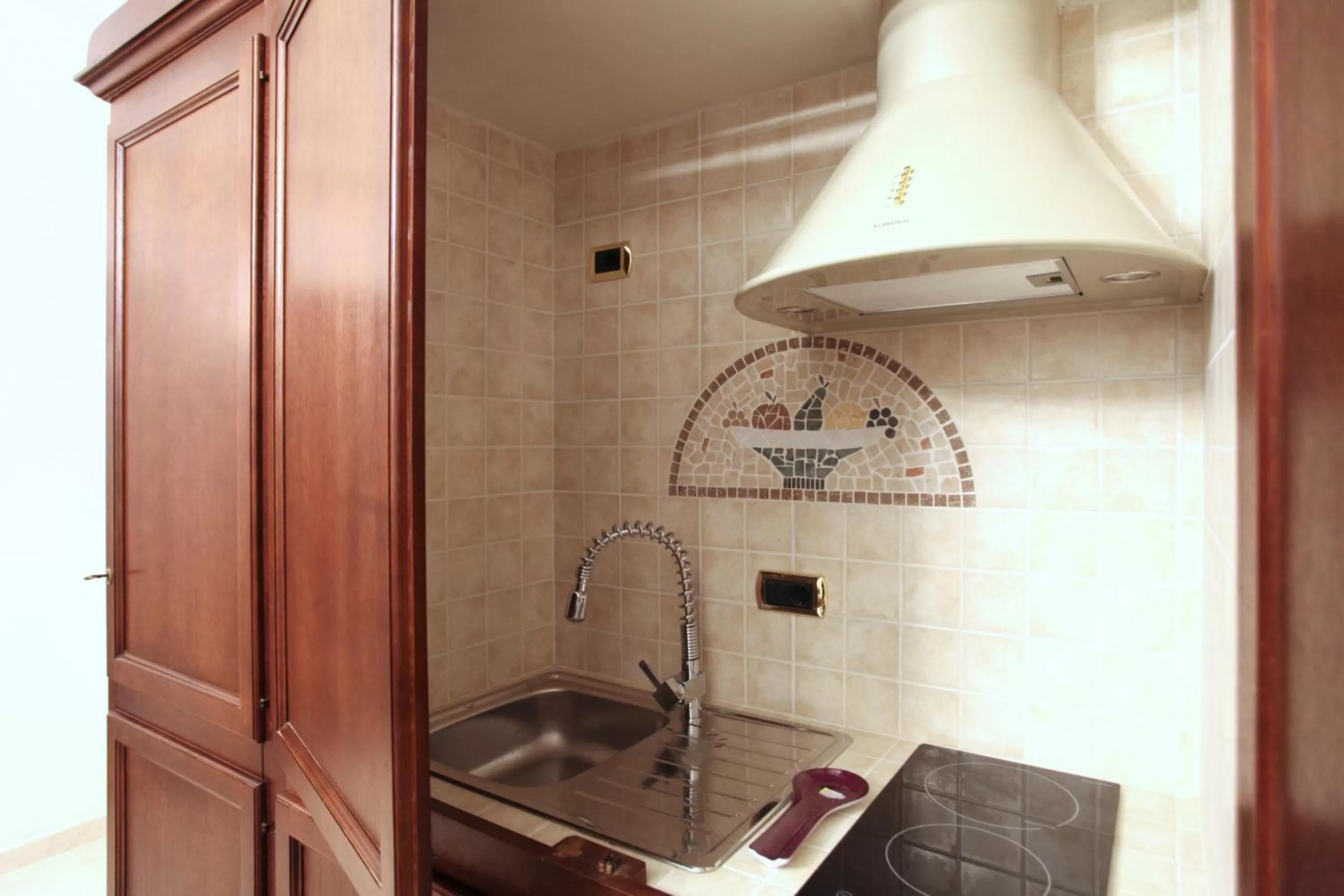 Dining area in B&B Roma Royal Residence