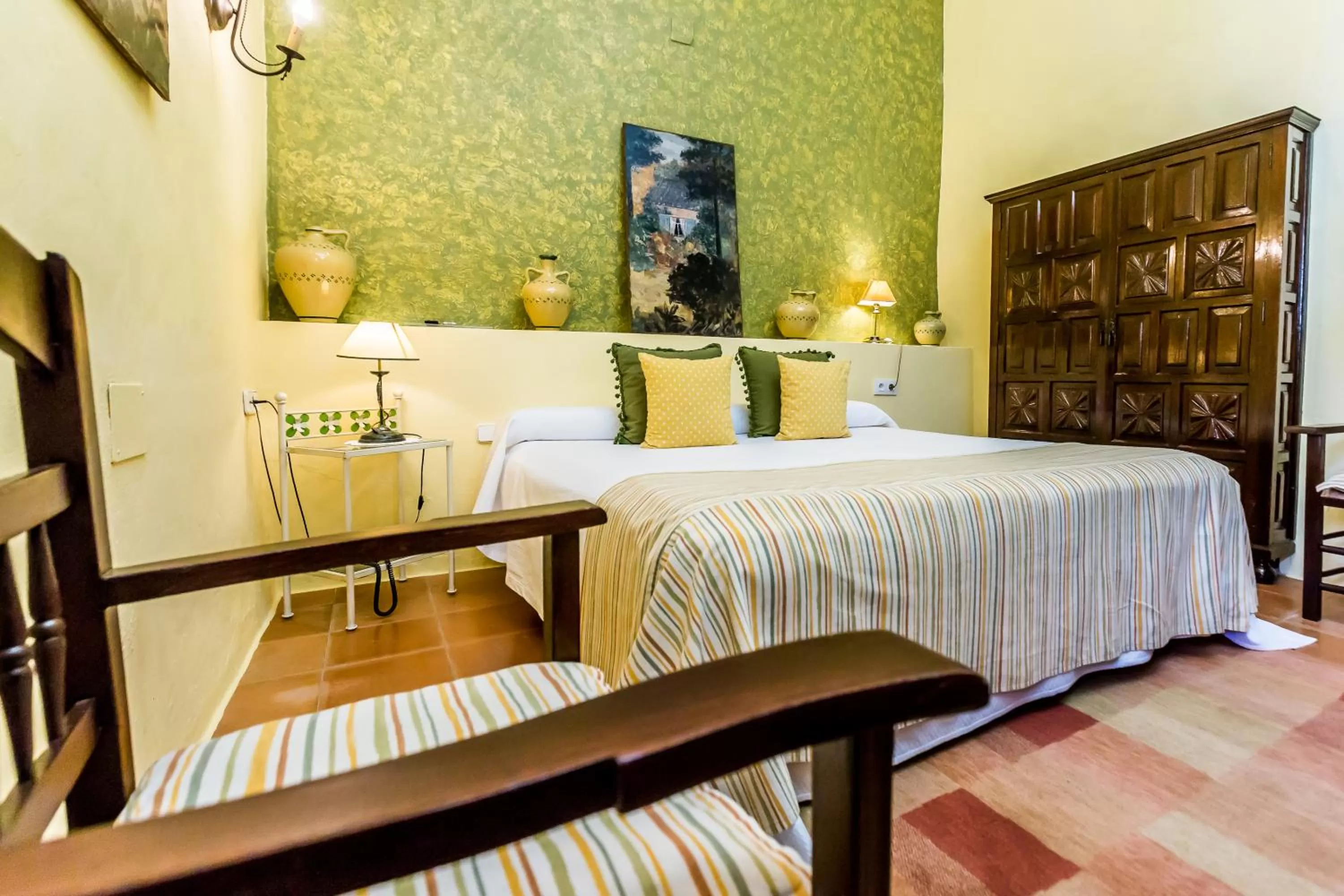 Photo of the whole room, Bed in Hacienda El Santiscal
