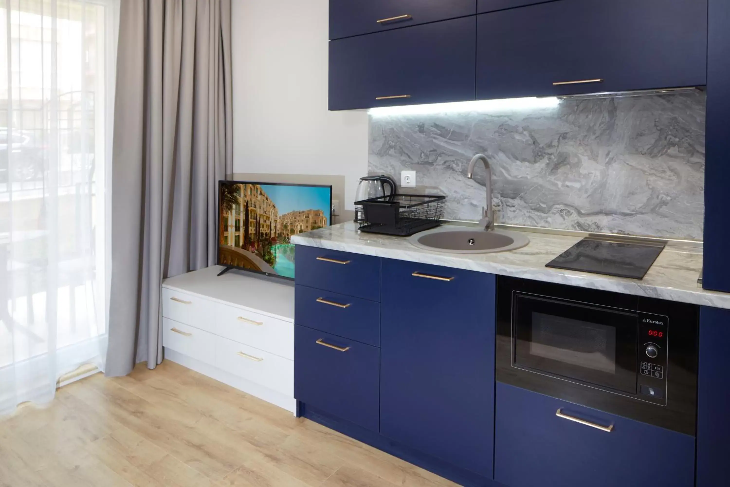 Apartment with Terrace in Bellicity Apart Complex Apartment with Terrace in Bellicity Apart Complex