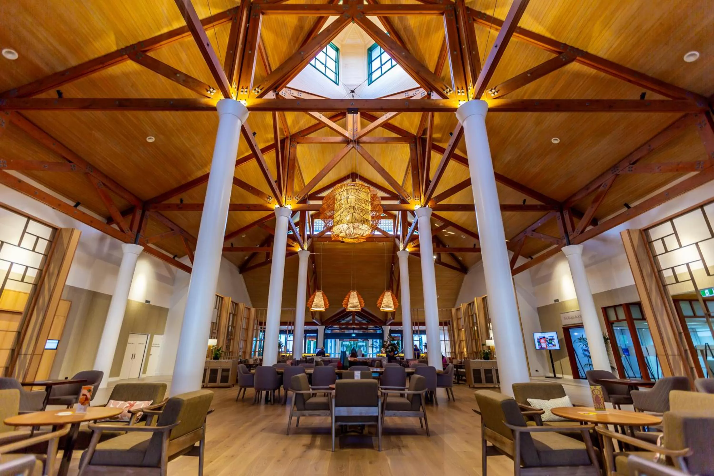 Restaurant/places to eat in Novotel Sunshine Coast Resort