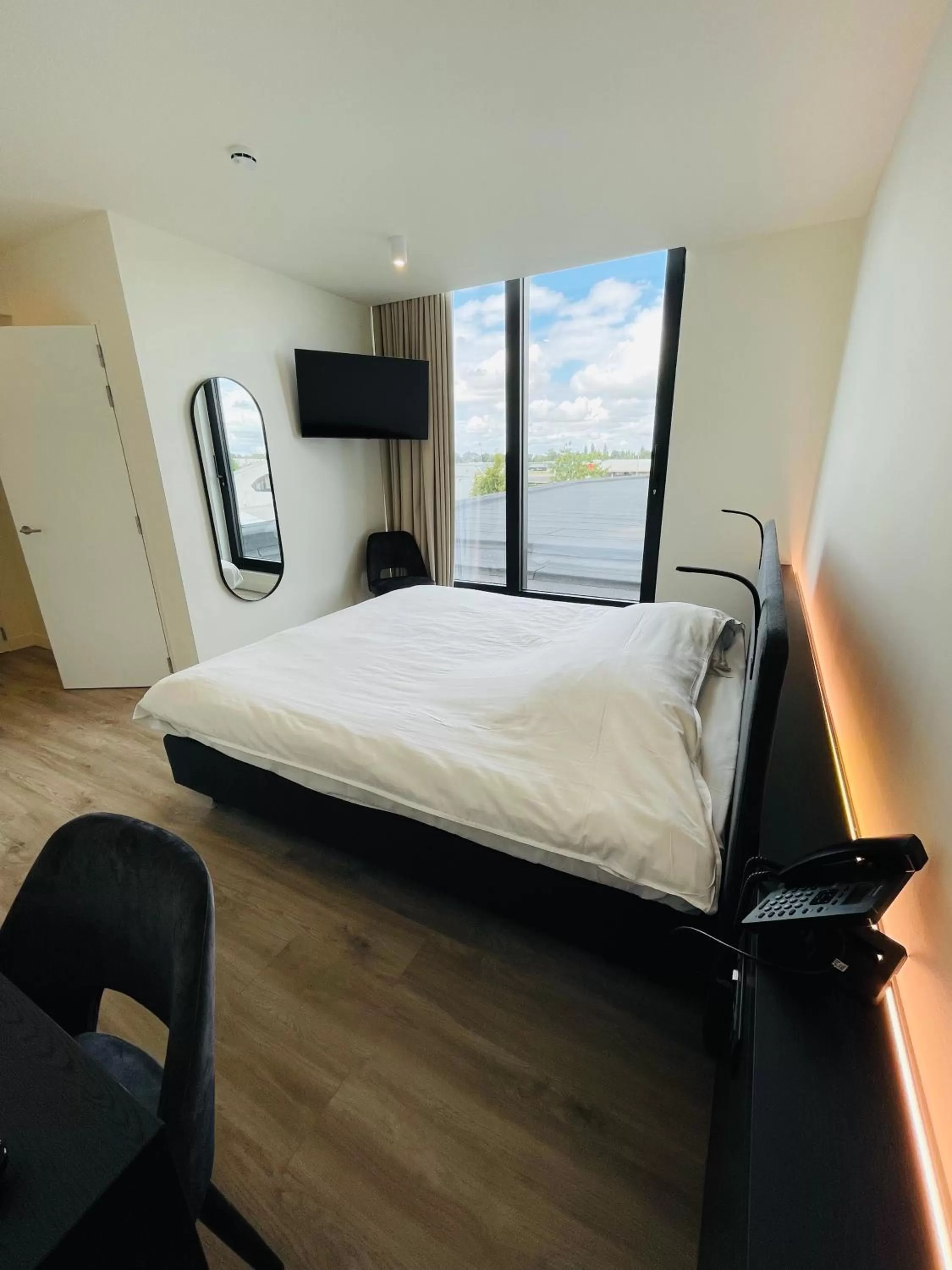 Photo of the whole room, Bed in Hotel Bell-X Kortrijk-Wevelgem