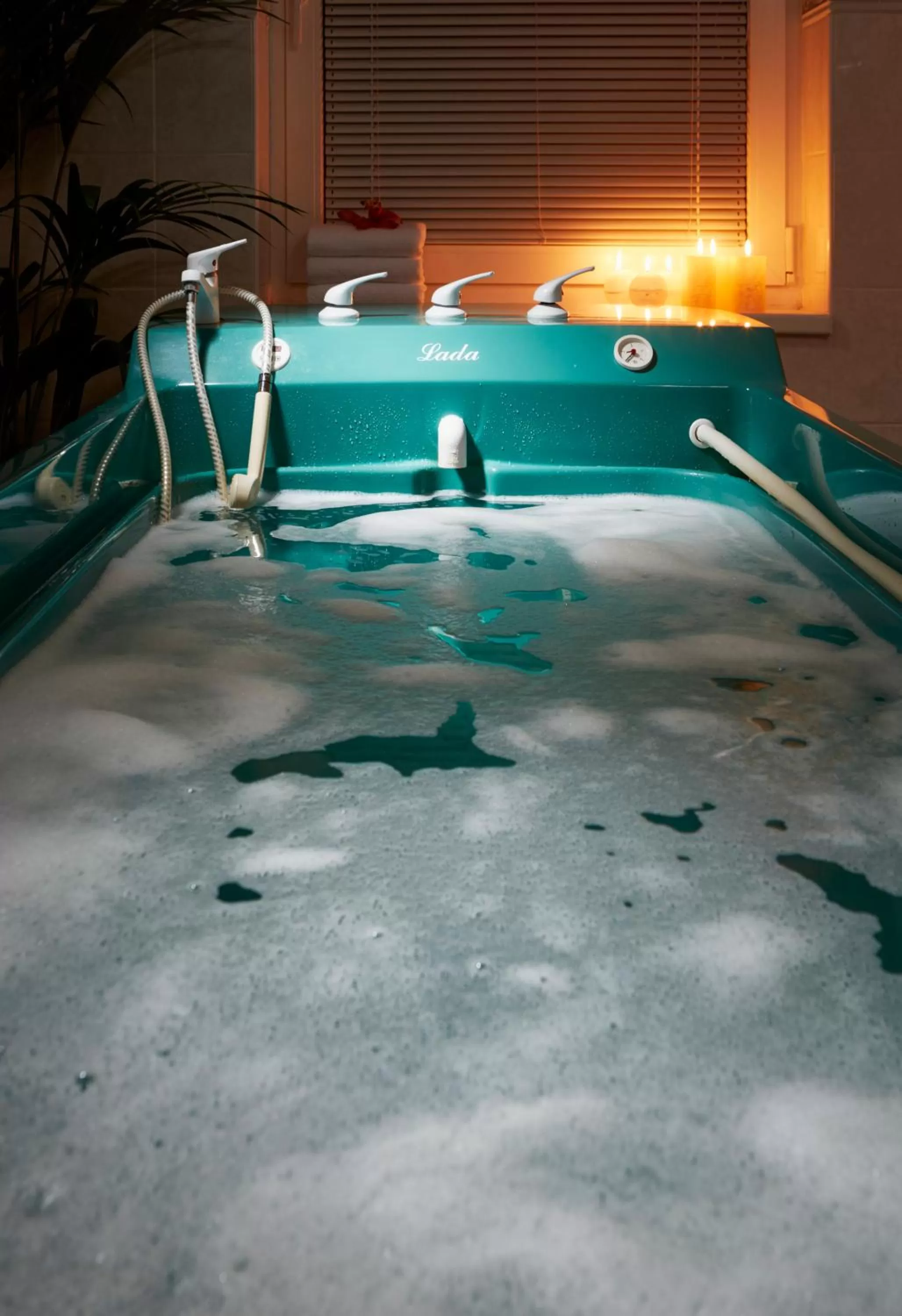 Hot Tub in Spa Hotel Devin