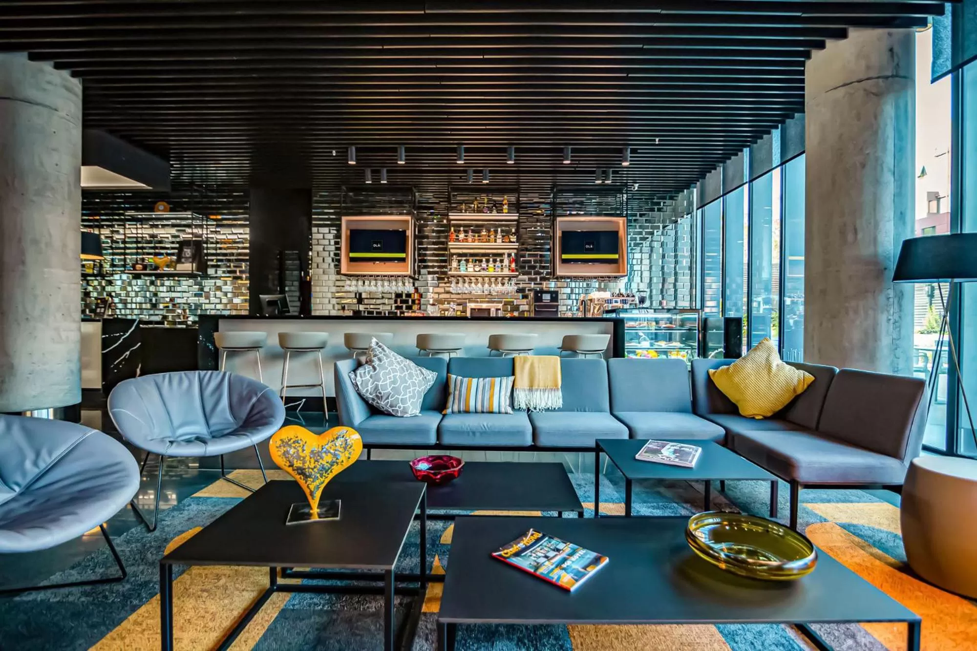 Lounge or bar in Ola Santiago Providencia, Tapestry Collection by Hilton