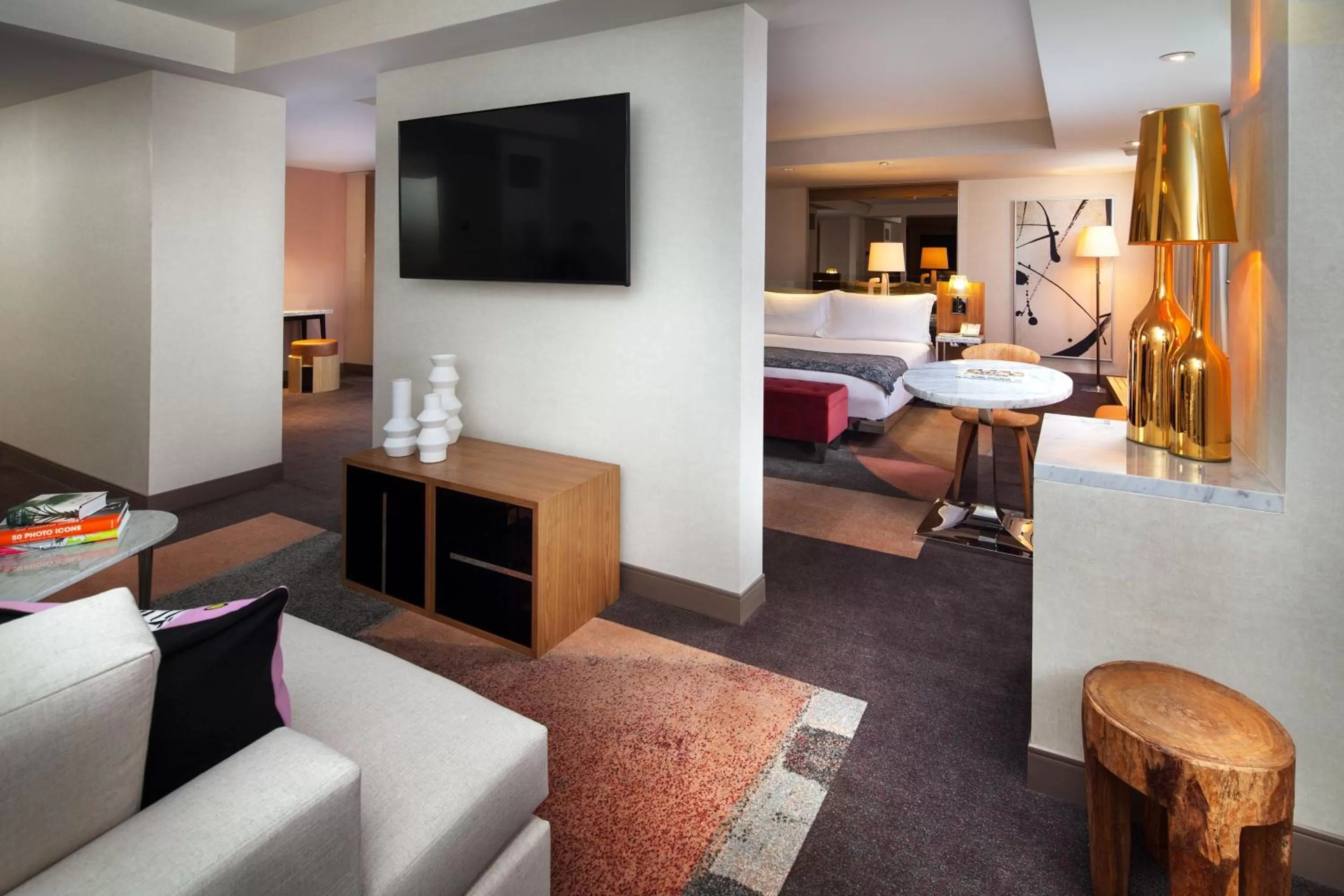 Bedroom, Bed in SLS Hotel, a Luxury Collection Hotel, Beverly Hills