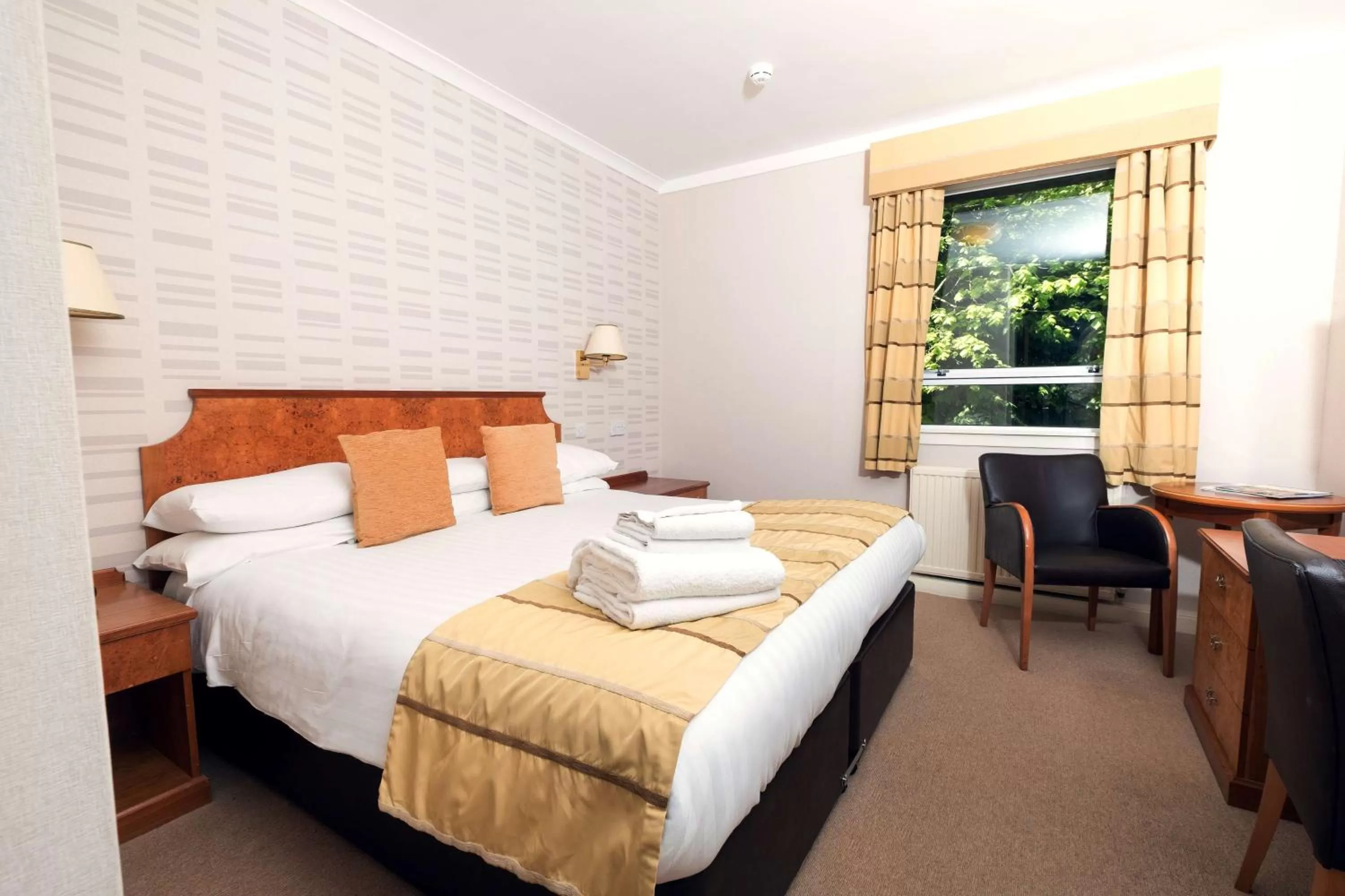 Photo of the whole room, Bed in Pitbauchlie House Hotel - Sure Hotel Collection by Best Western