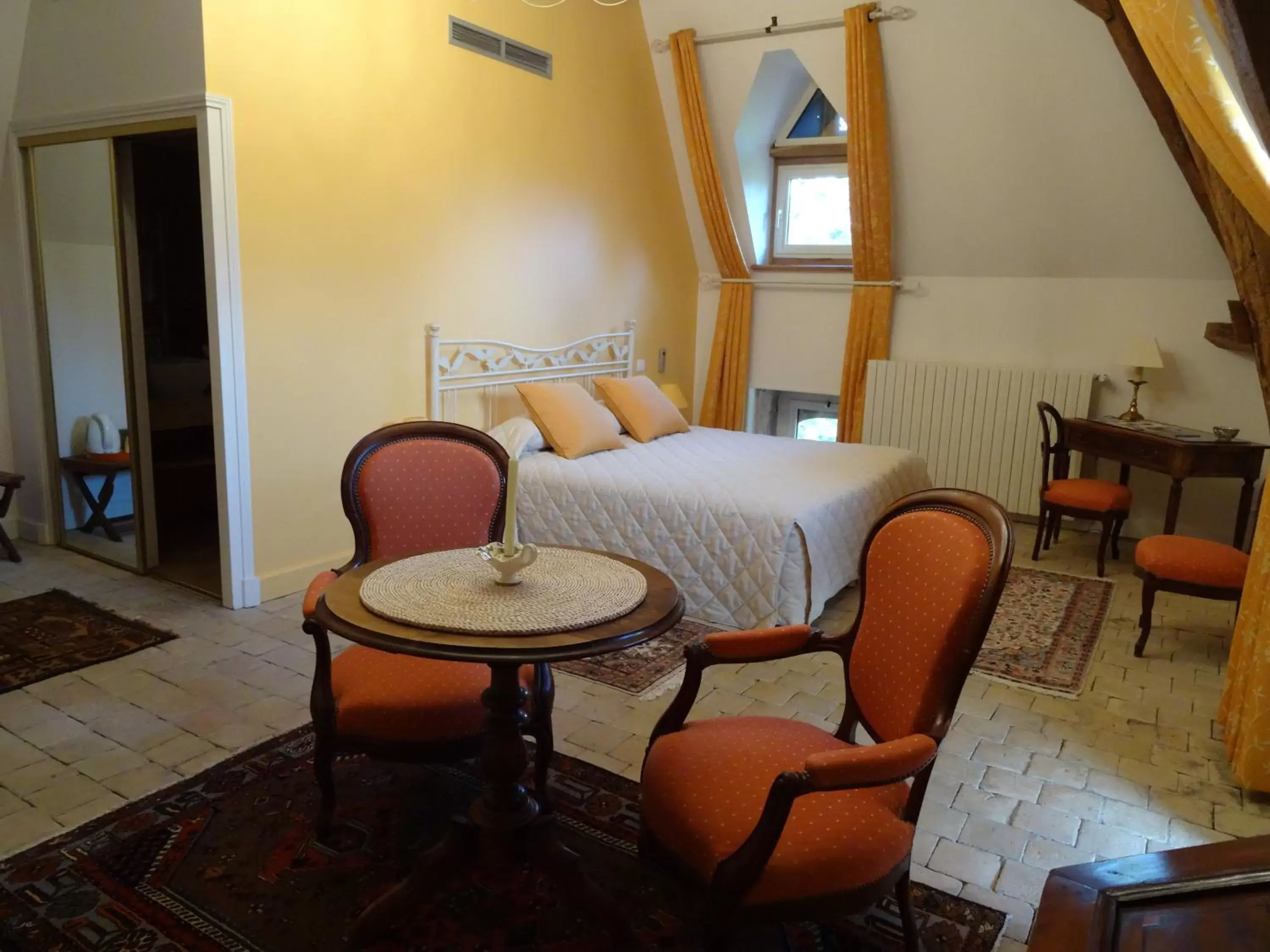 Superior Double Room in Gentilhommière de Collonges Superior Double Room in Gentilhommière de Collonges