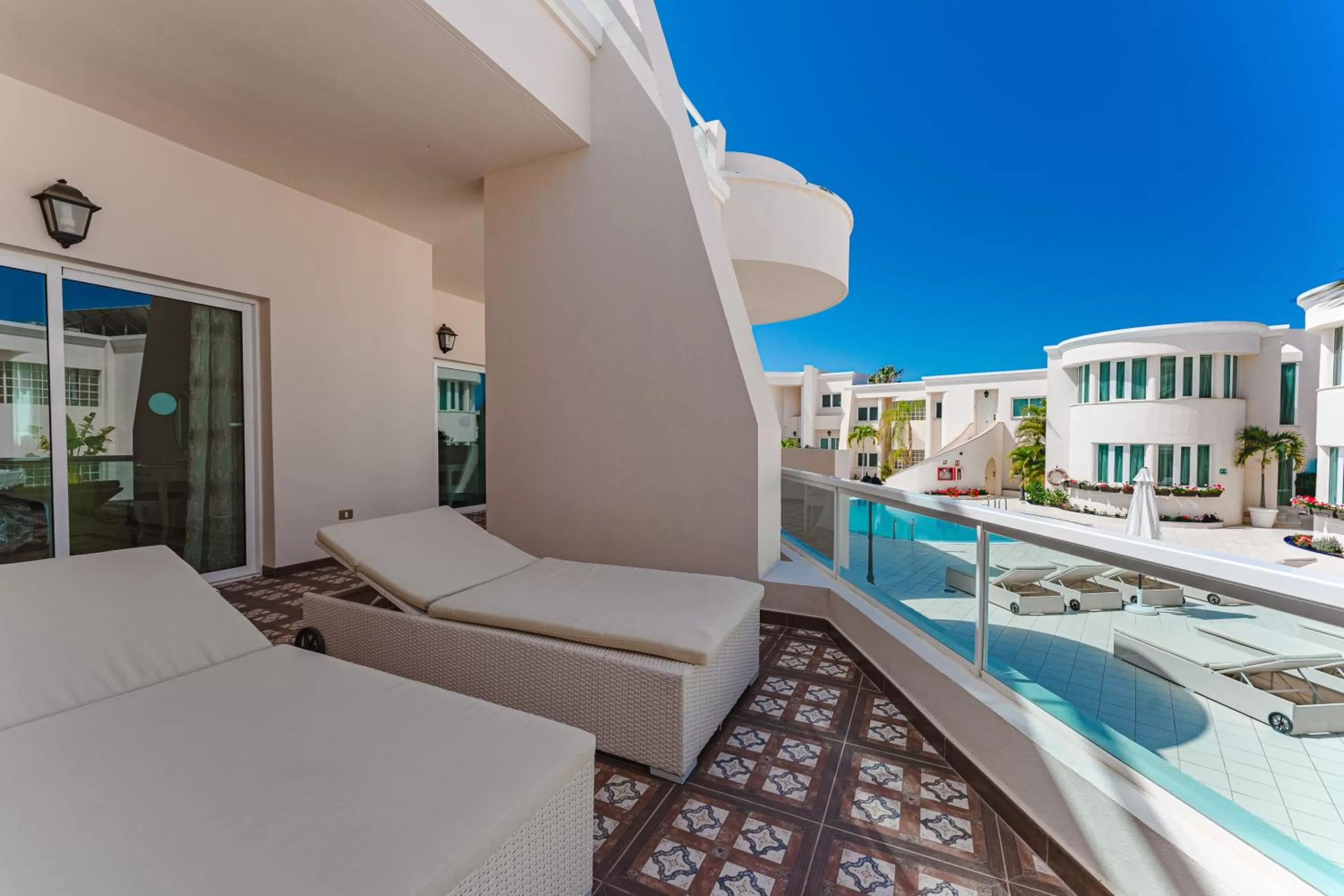 Balcony/Terrace in Flamingo Suites Boutique Hotel