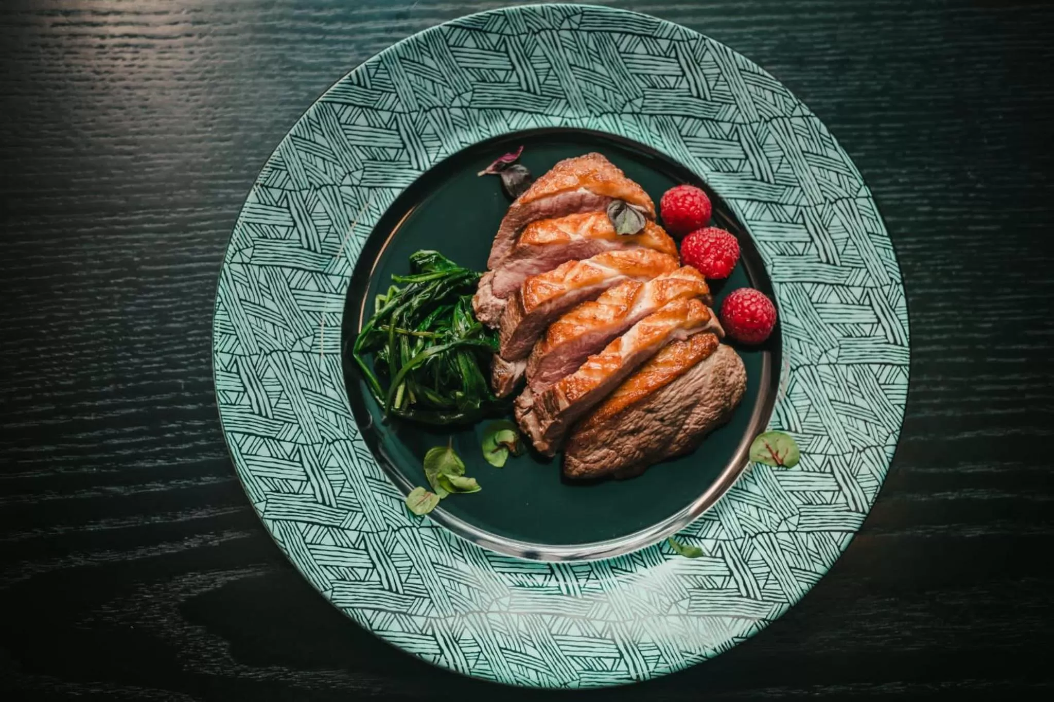 Restaurant/places to eat in Tree Charme Parliament Boutique Hotel