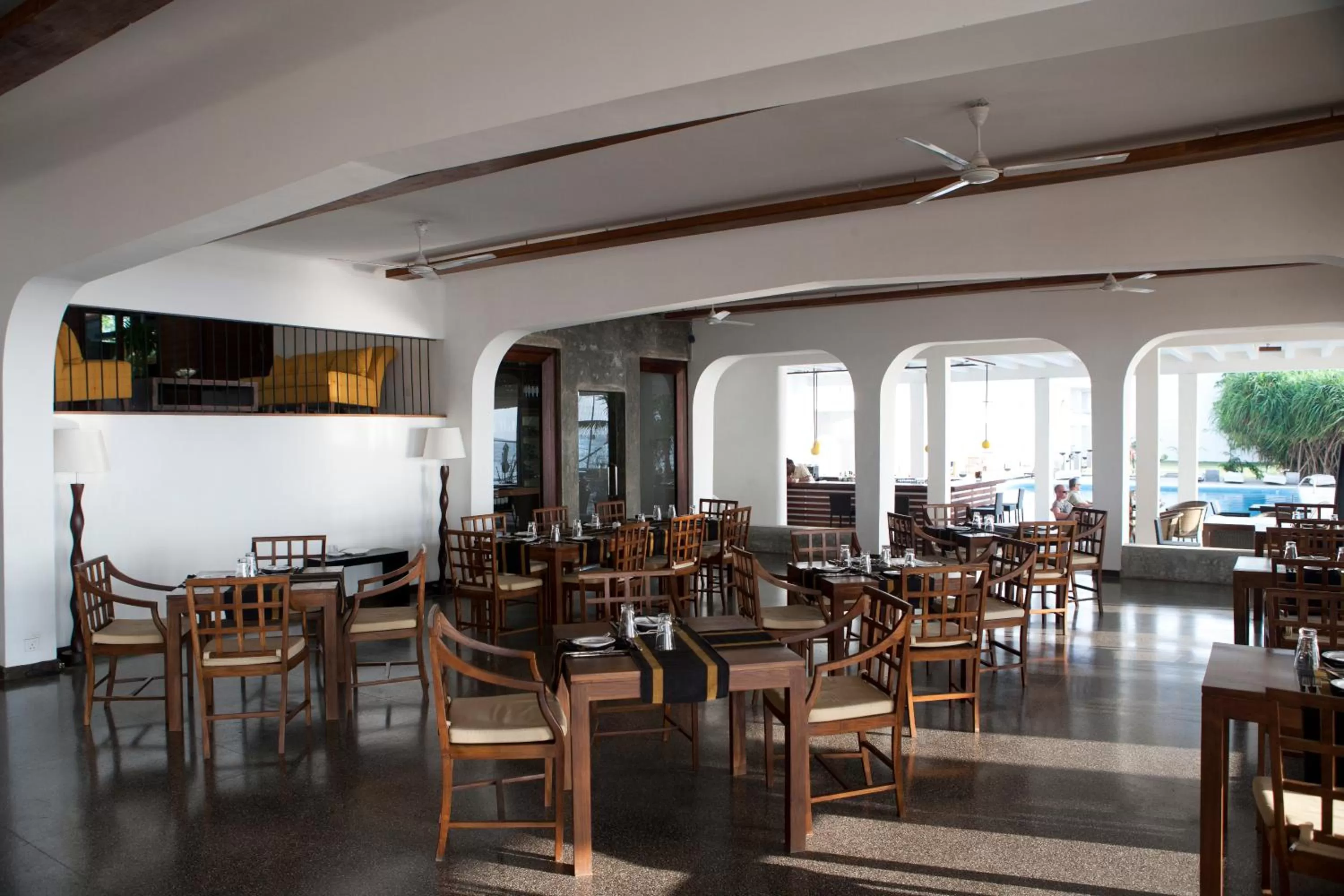 Restaurant/places to eat in Jetwing Sea