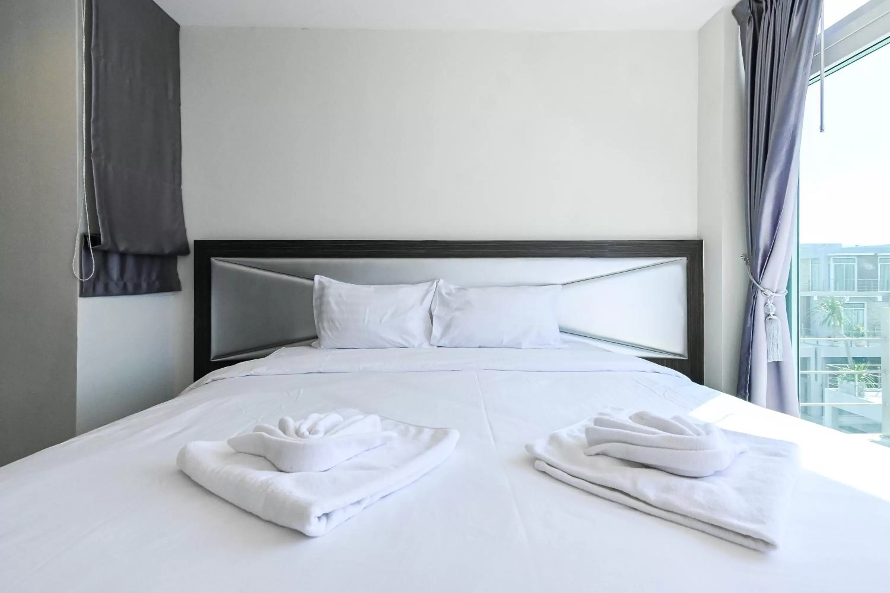 Bed in Golden Sea Hua Hin - SHA Extra Plus