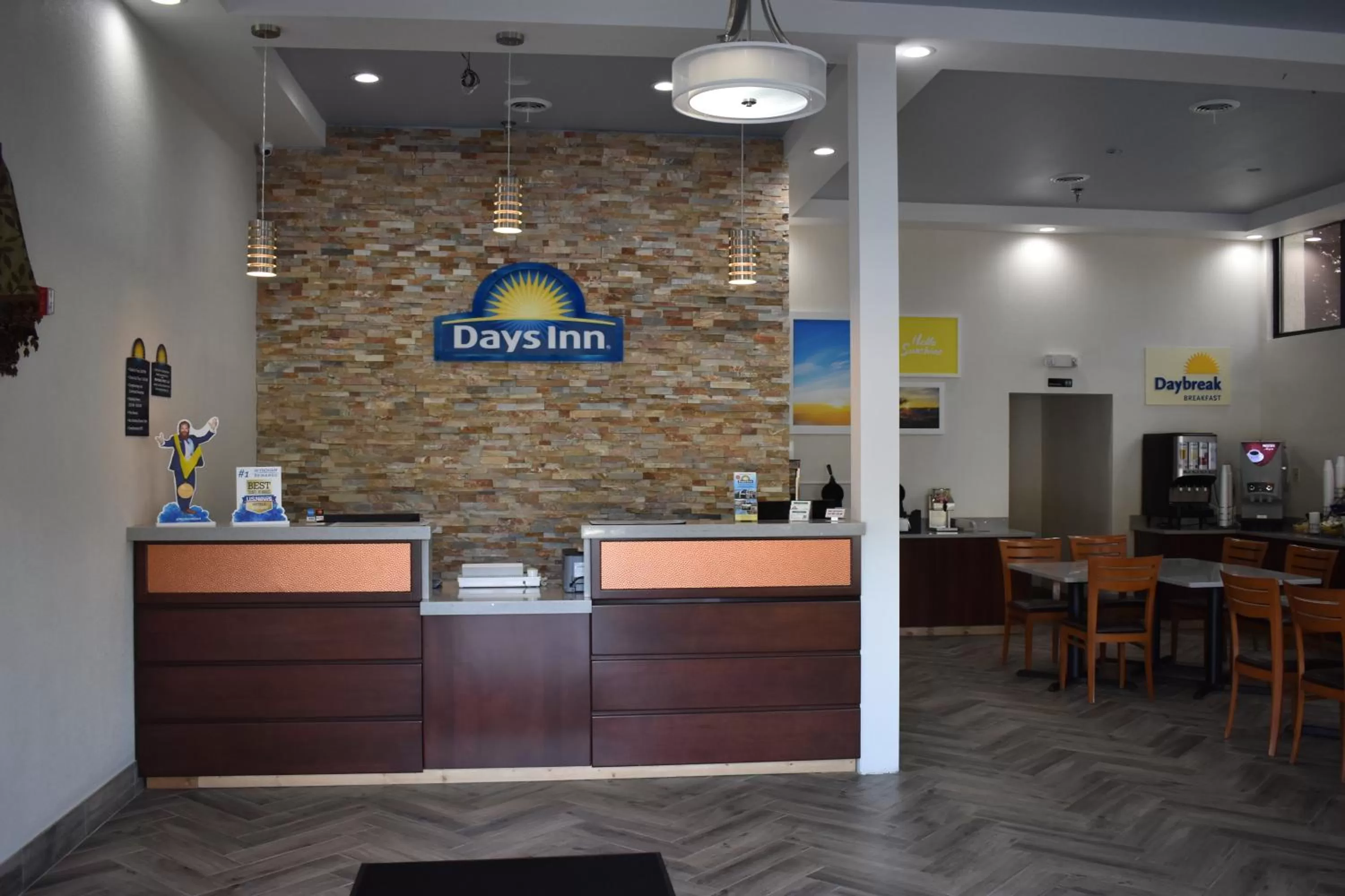 Lobby or reception in Days Inn by Wyndham Kodak/Sevierville Intrstate SmokeyMntns