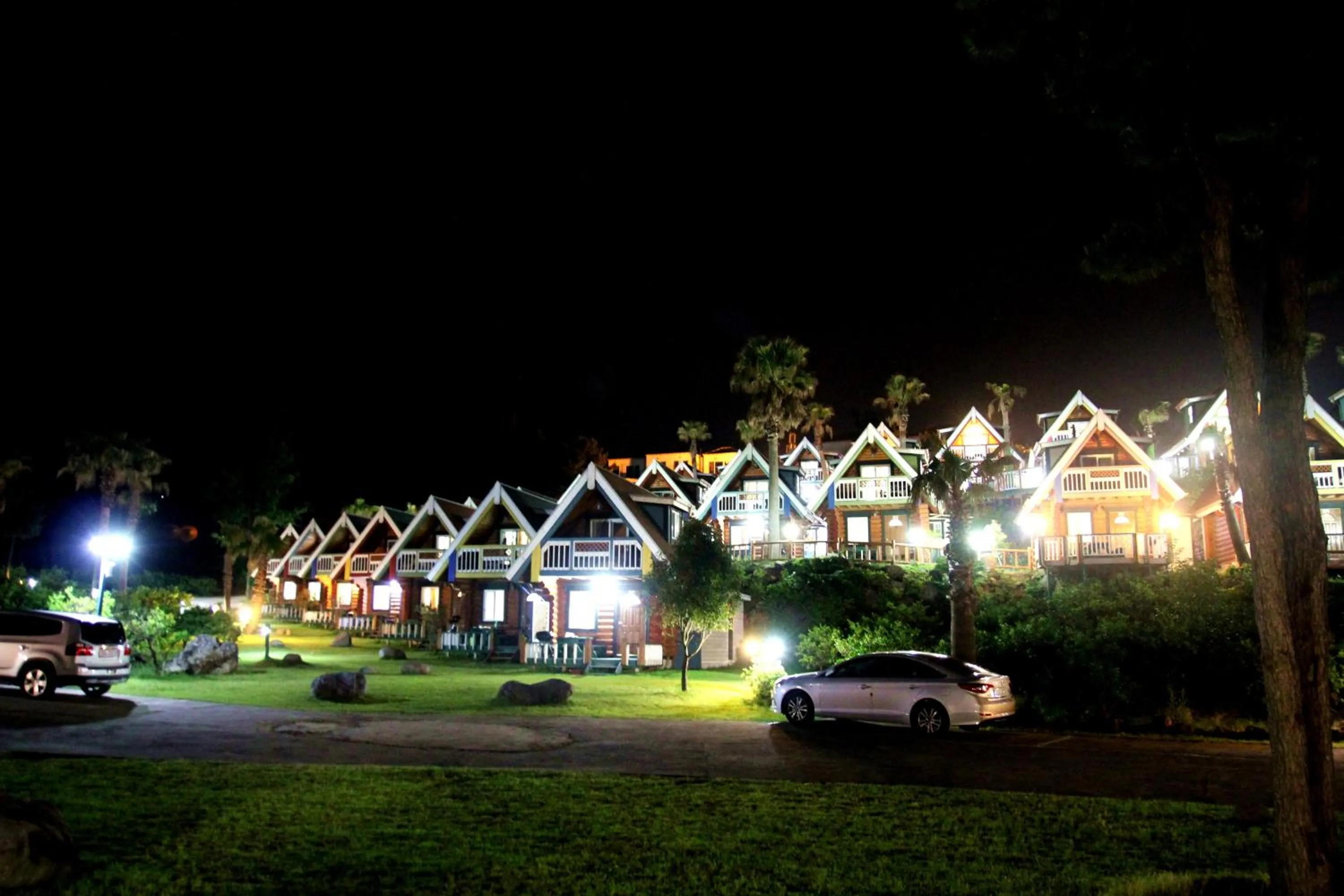 Garden view in Jungmun Log Pension & Resort