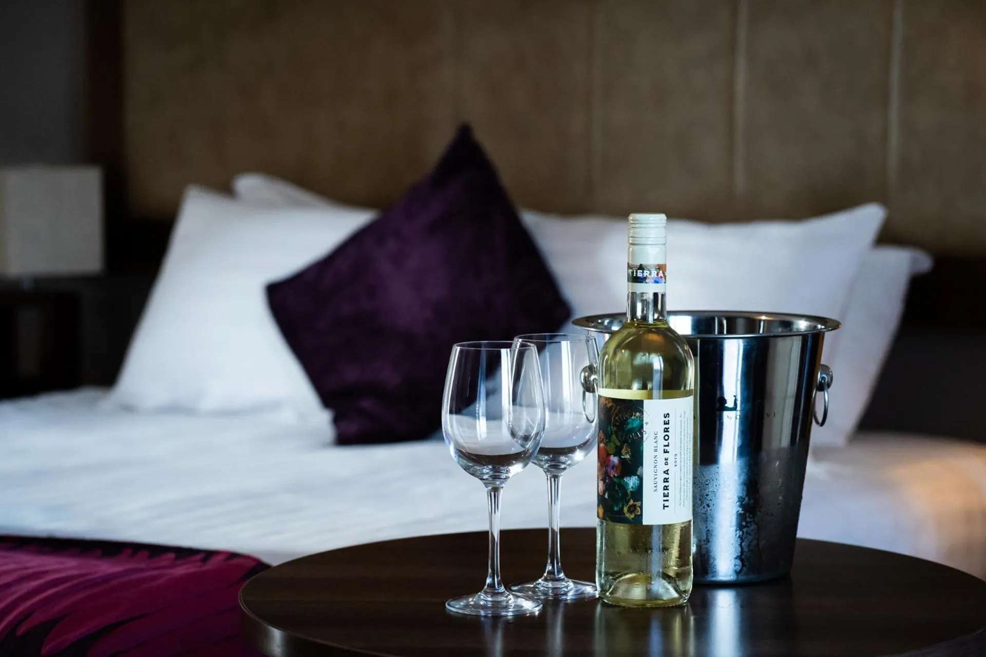 Bedroom, Bed in Ballyrobin Hotel