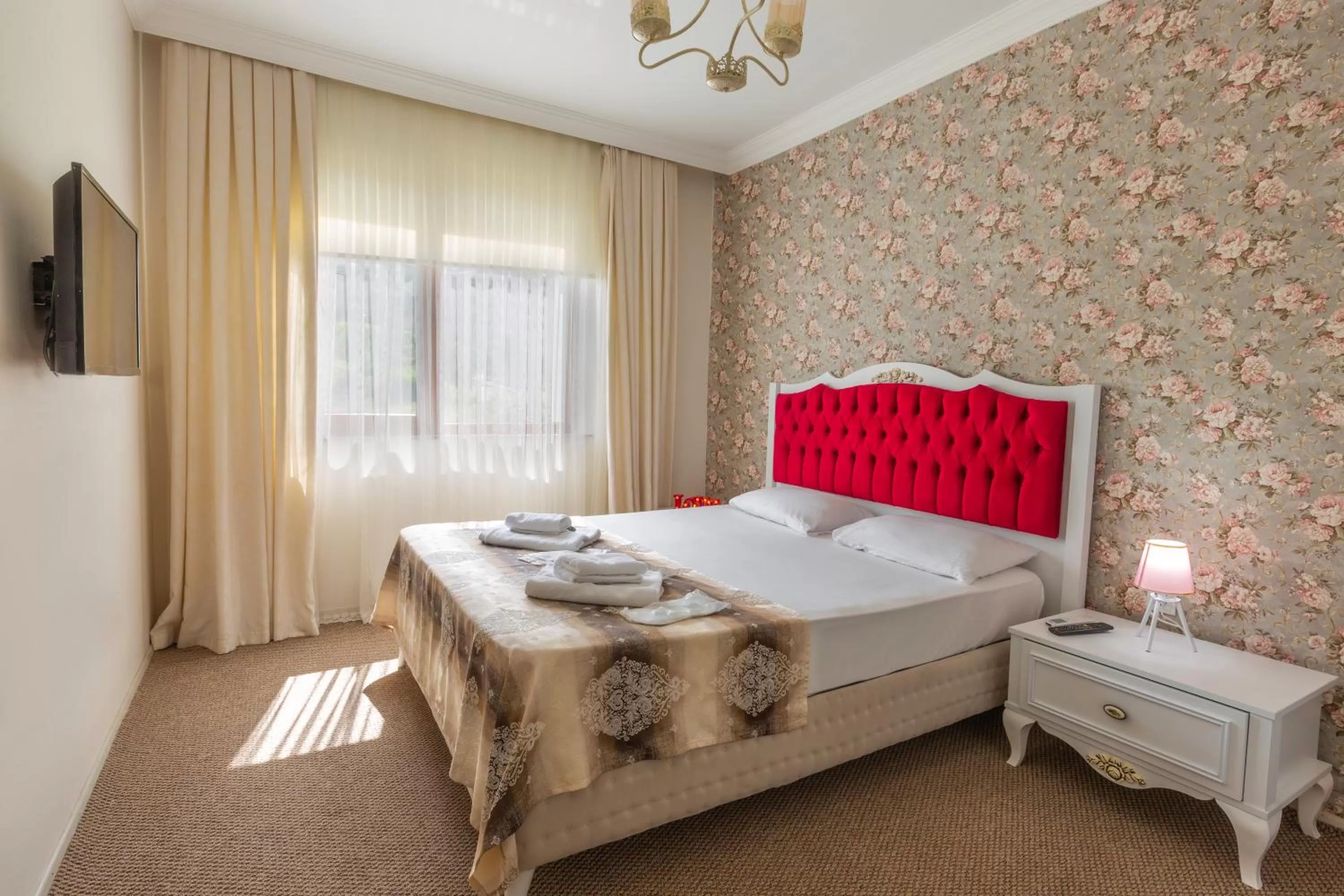 Bed in Bikka&Asell Suite Hotel