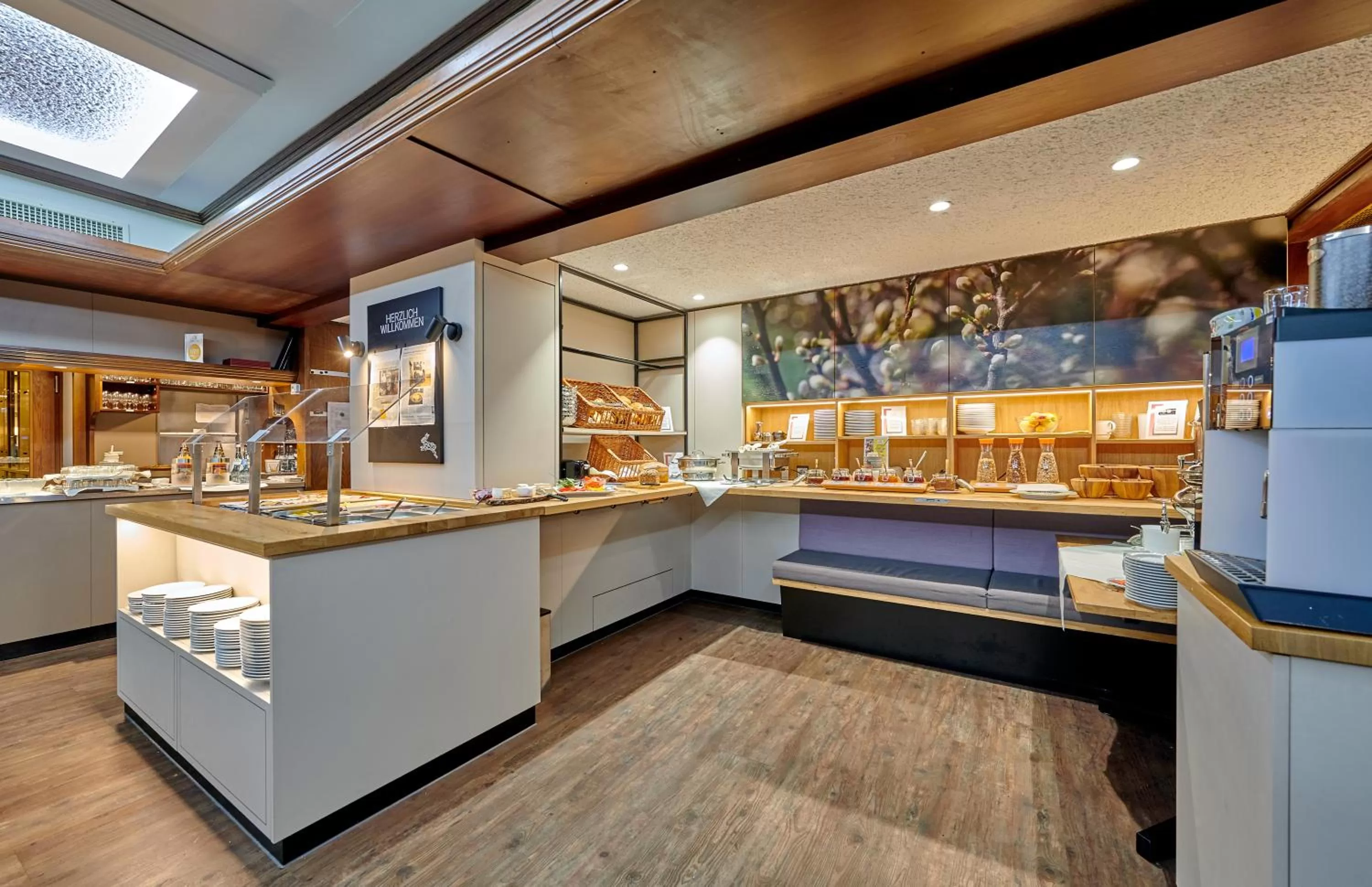 Restaurant/places to eat in Ringhotel Gasthof Hasen