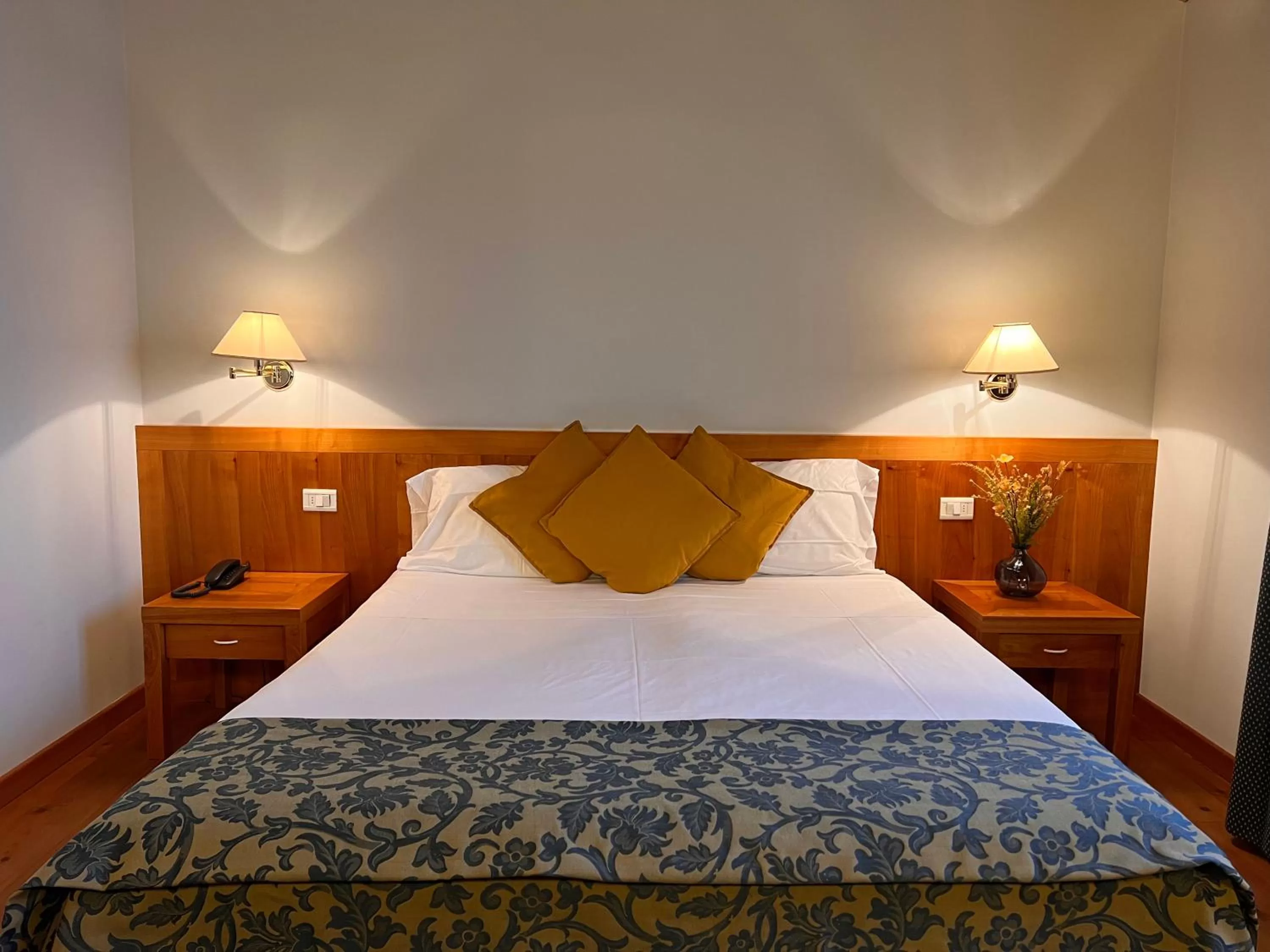 Bed in Hotel Due Torri Tempesta