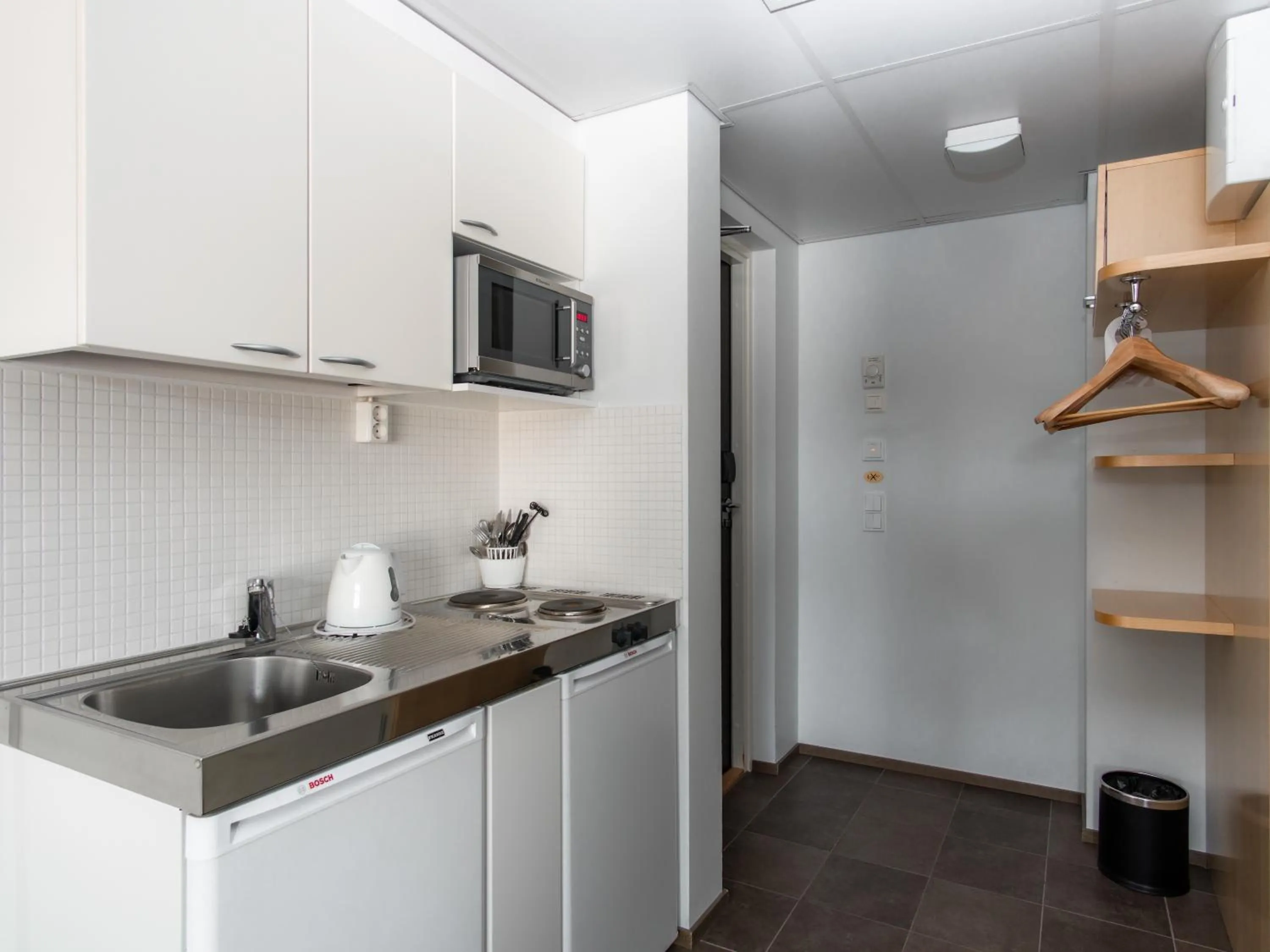 Kitchen or kitchenette in Hotel Jahtihovi