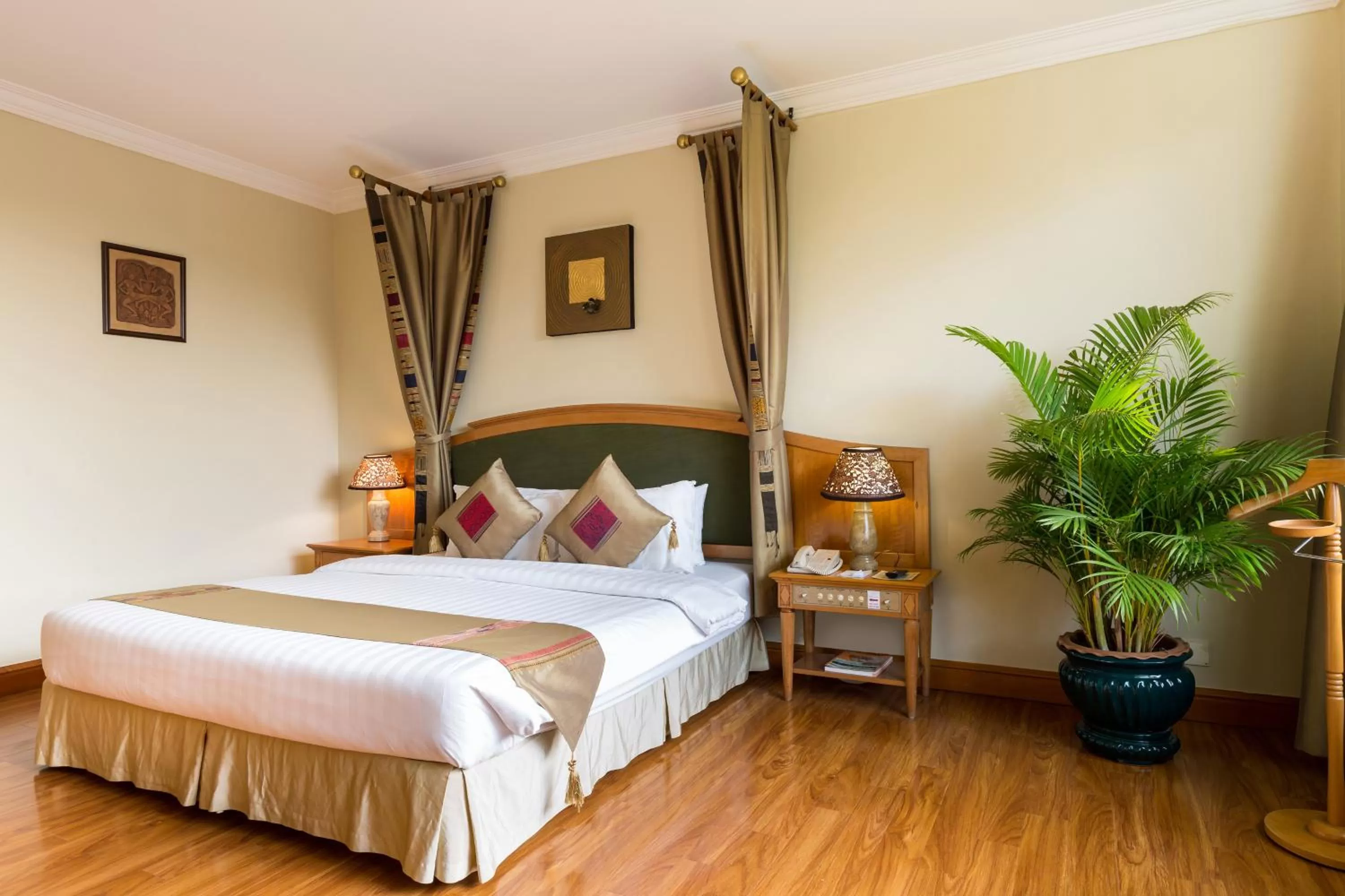 Bed in Angkor Century Resort & Spa