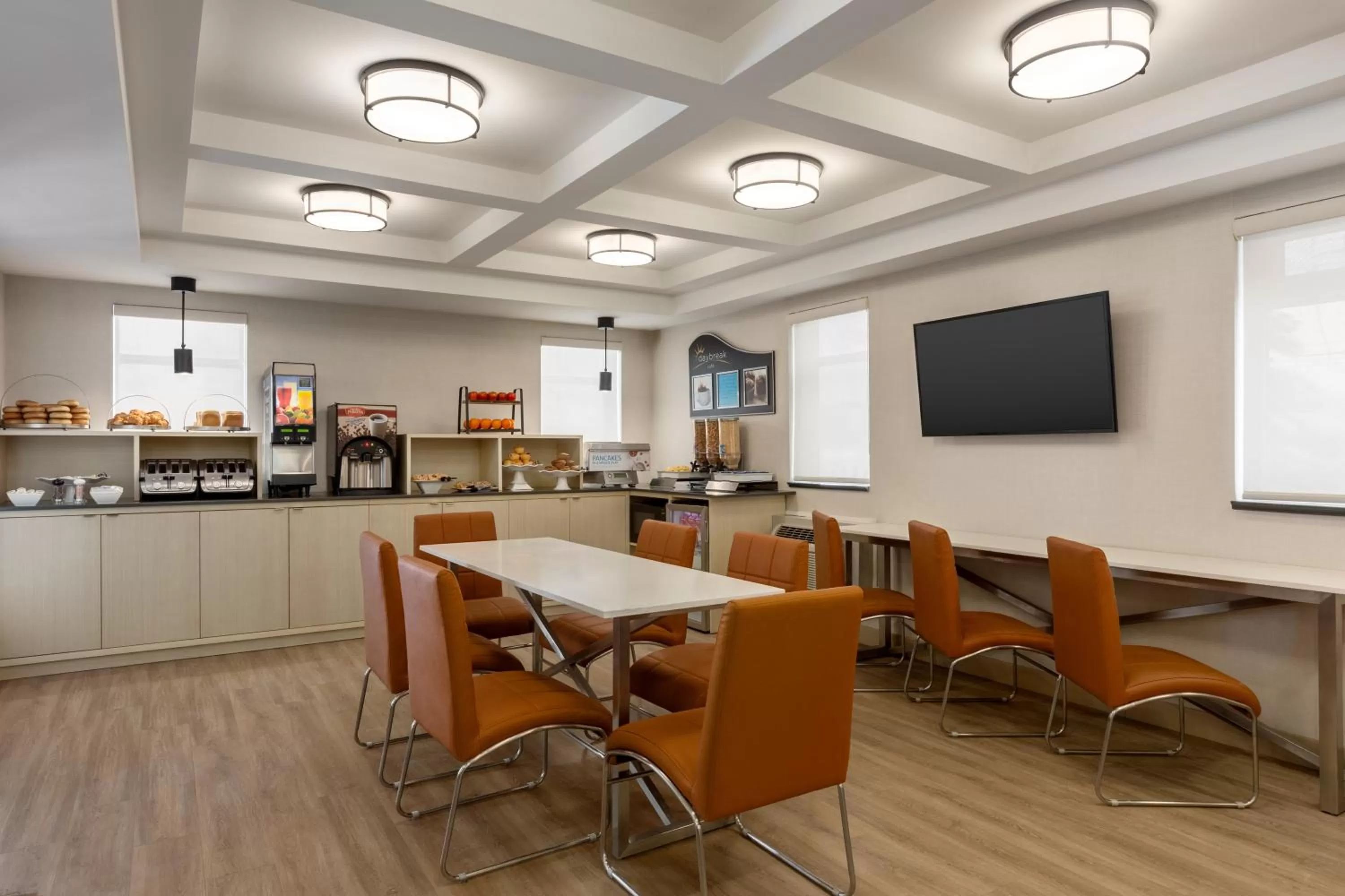 Continental breakfast in Days Inn by Wyndham Toronto West Mississauga