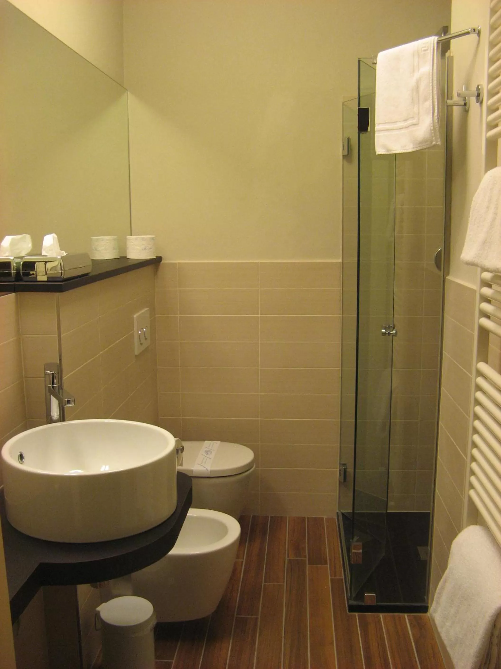 Bathroom in Albergo San Martino & Depandance