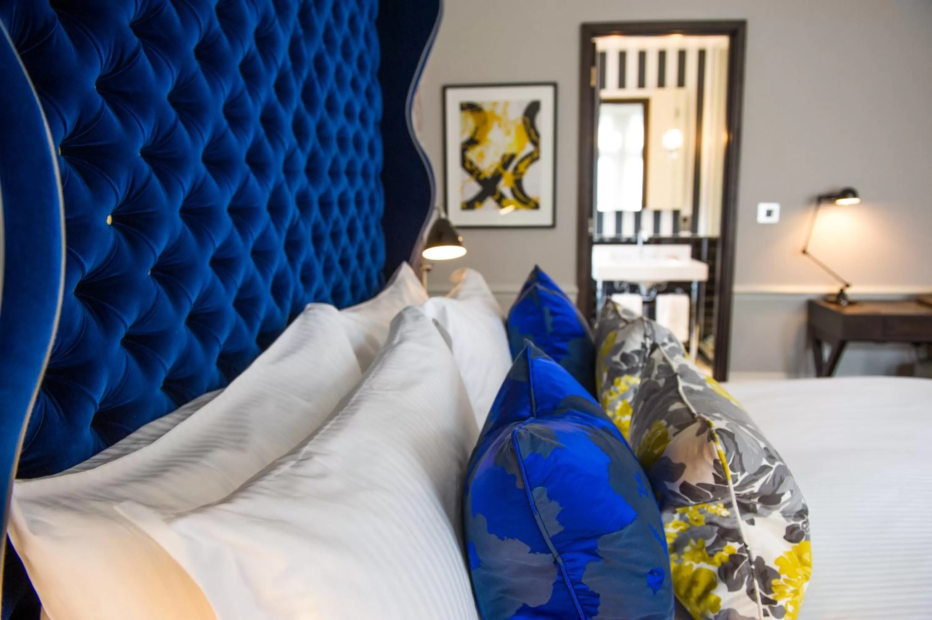 Bed in The Ampersand Hotel - Small Luxury Hotels of the World
