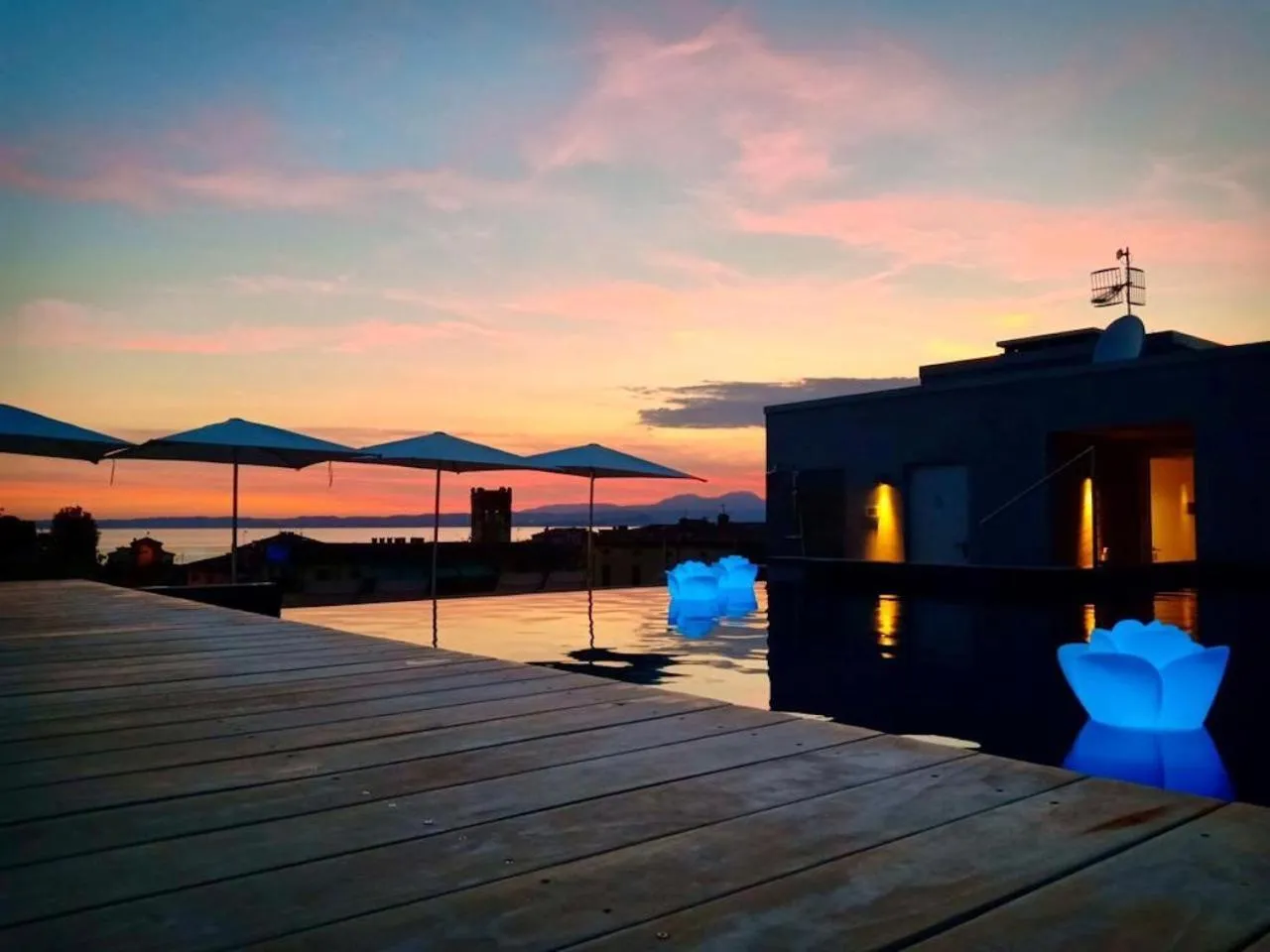 Swimming pool in Solho Hotel