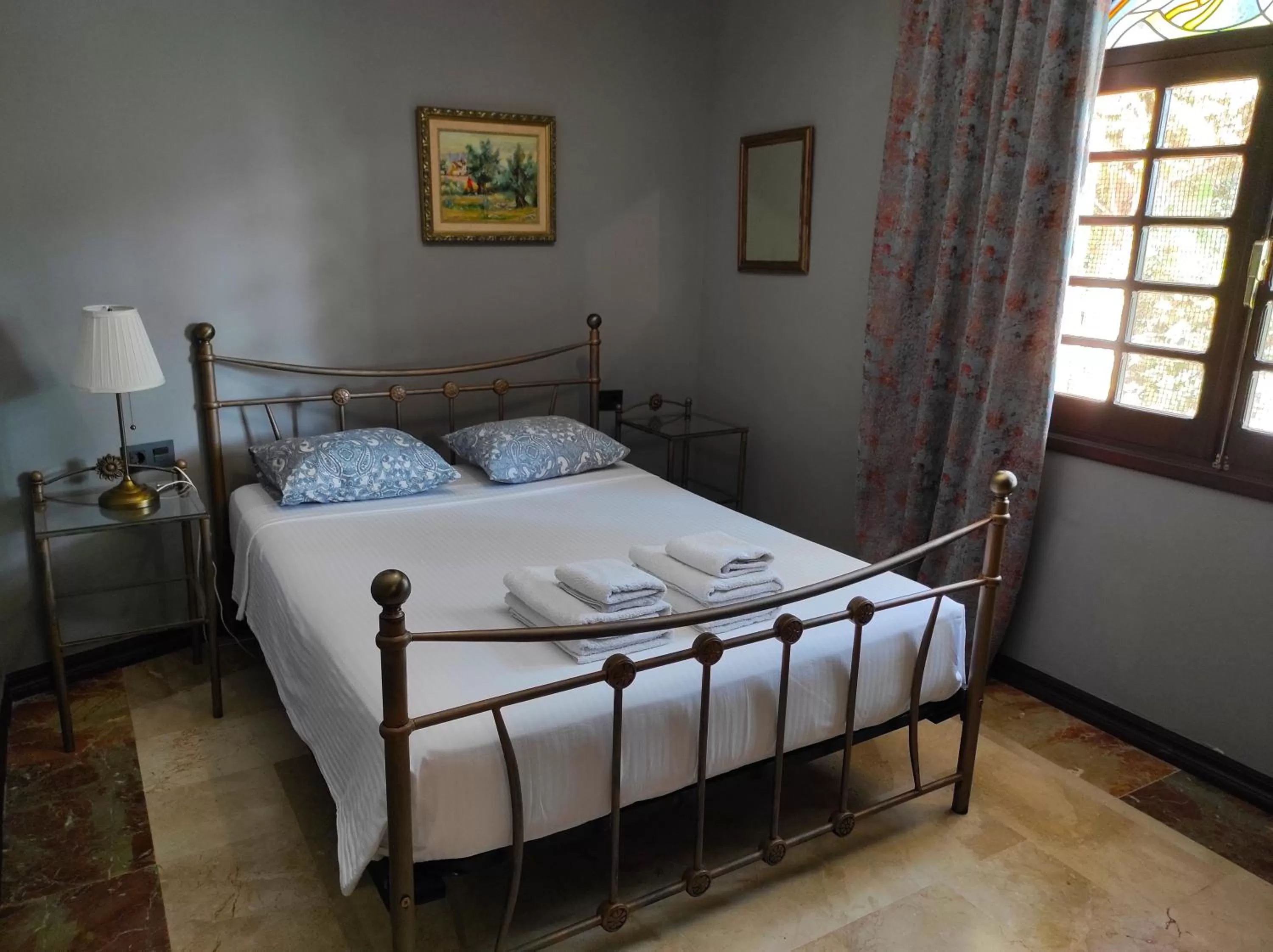 Bed in Apartamentos Gaudi Style