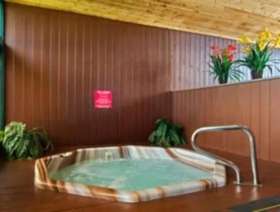 Spa and wellness centre/facilities in Days Inn by Wyndham Sandpoint