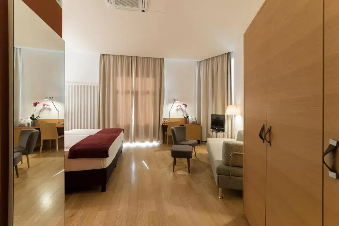 Superior Double Room with Balcony in Hotel Stiegl Scala Superior Double Room with Balcony in Hotel Stiegl Scala