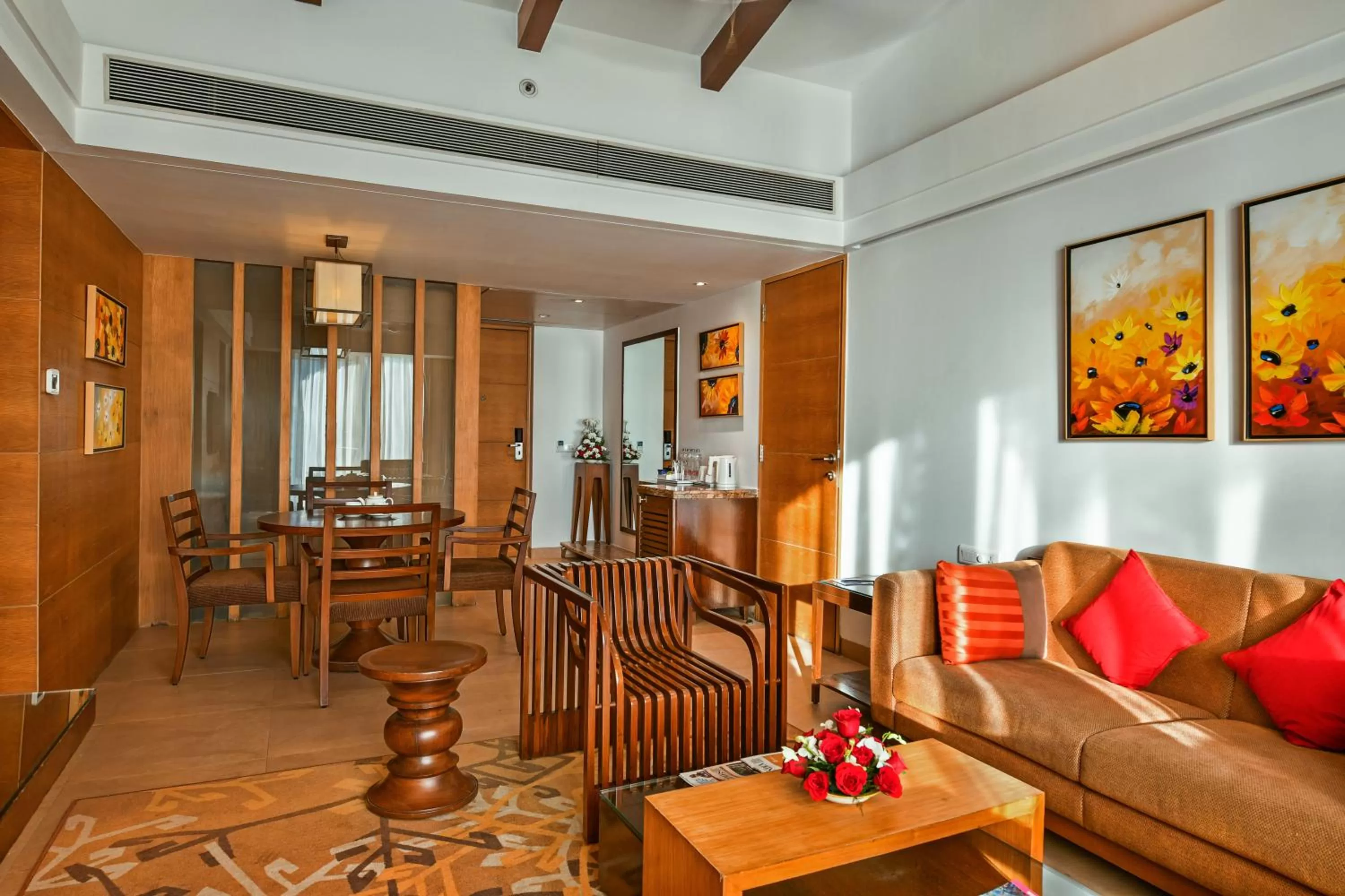 Living room in Fariyas Resort Lonavala