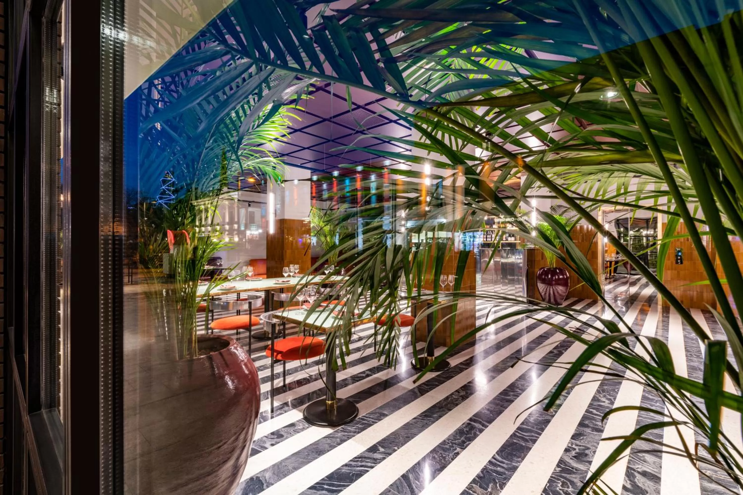 Restaurant/places to eat in Bazzar Boutique Hotel