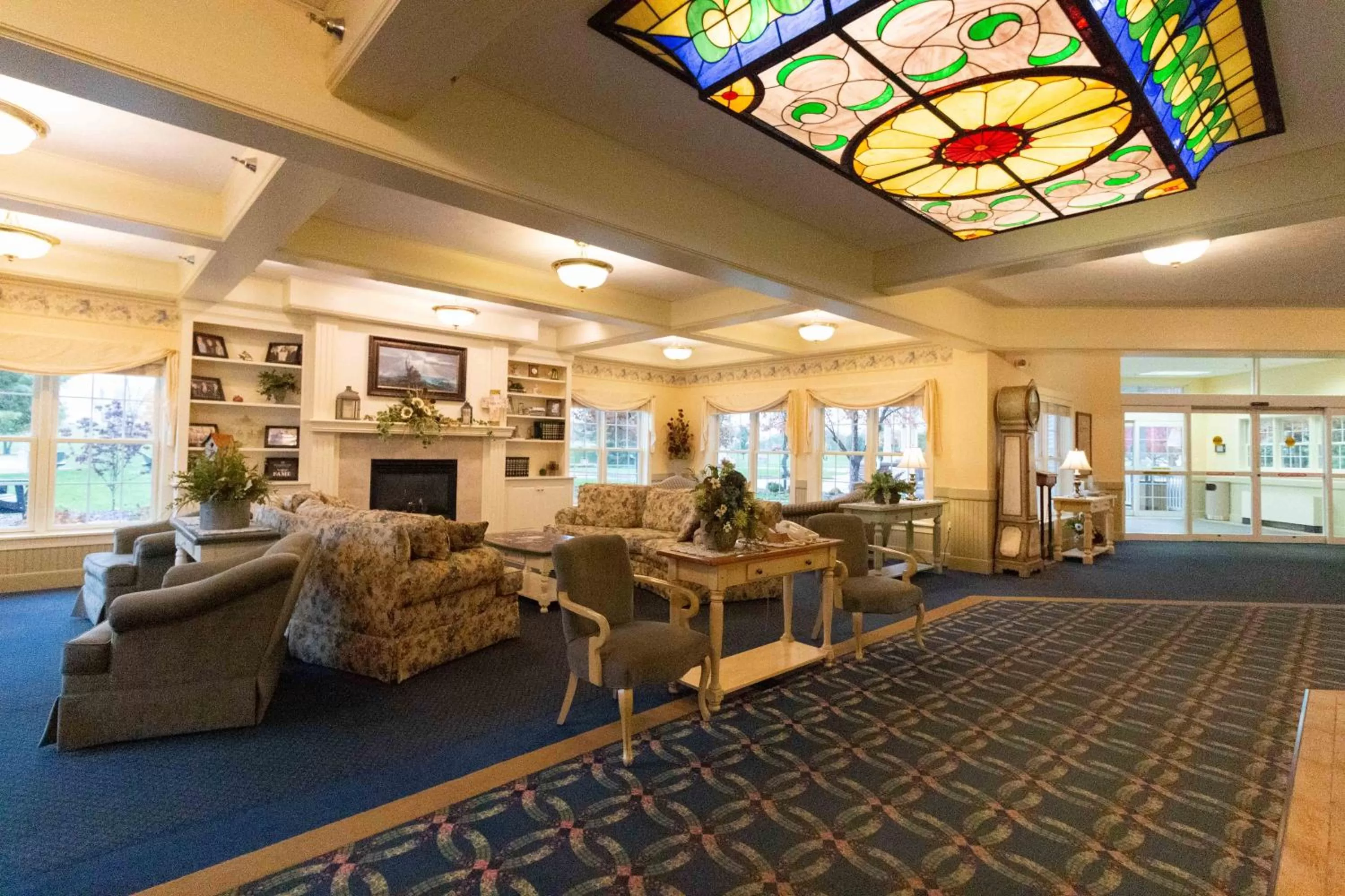 Essenhaus Inn & Conf. Center