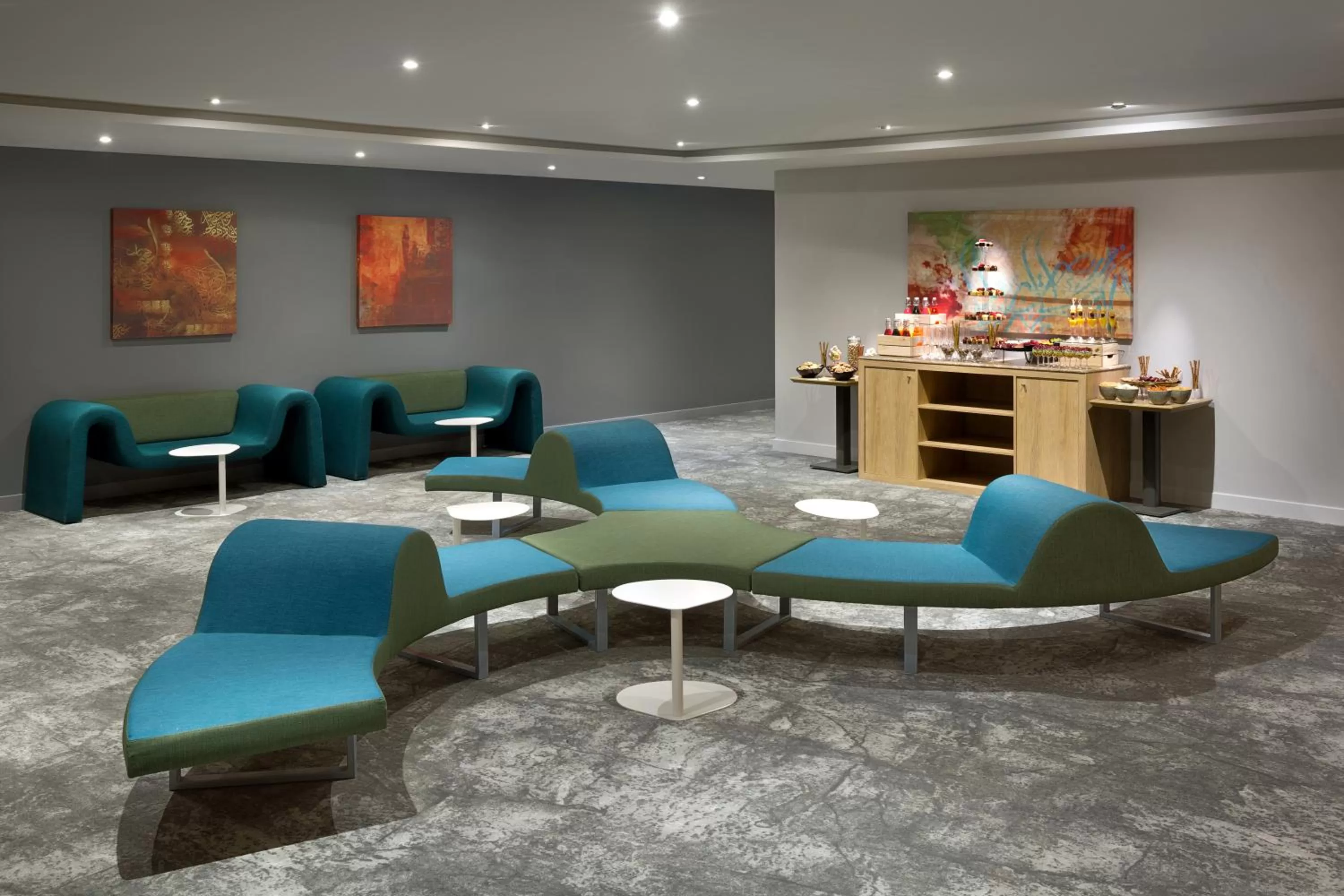 Business facilities in Adagio Jeddah City Center