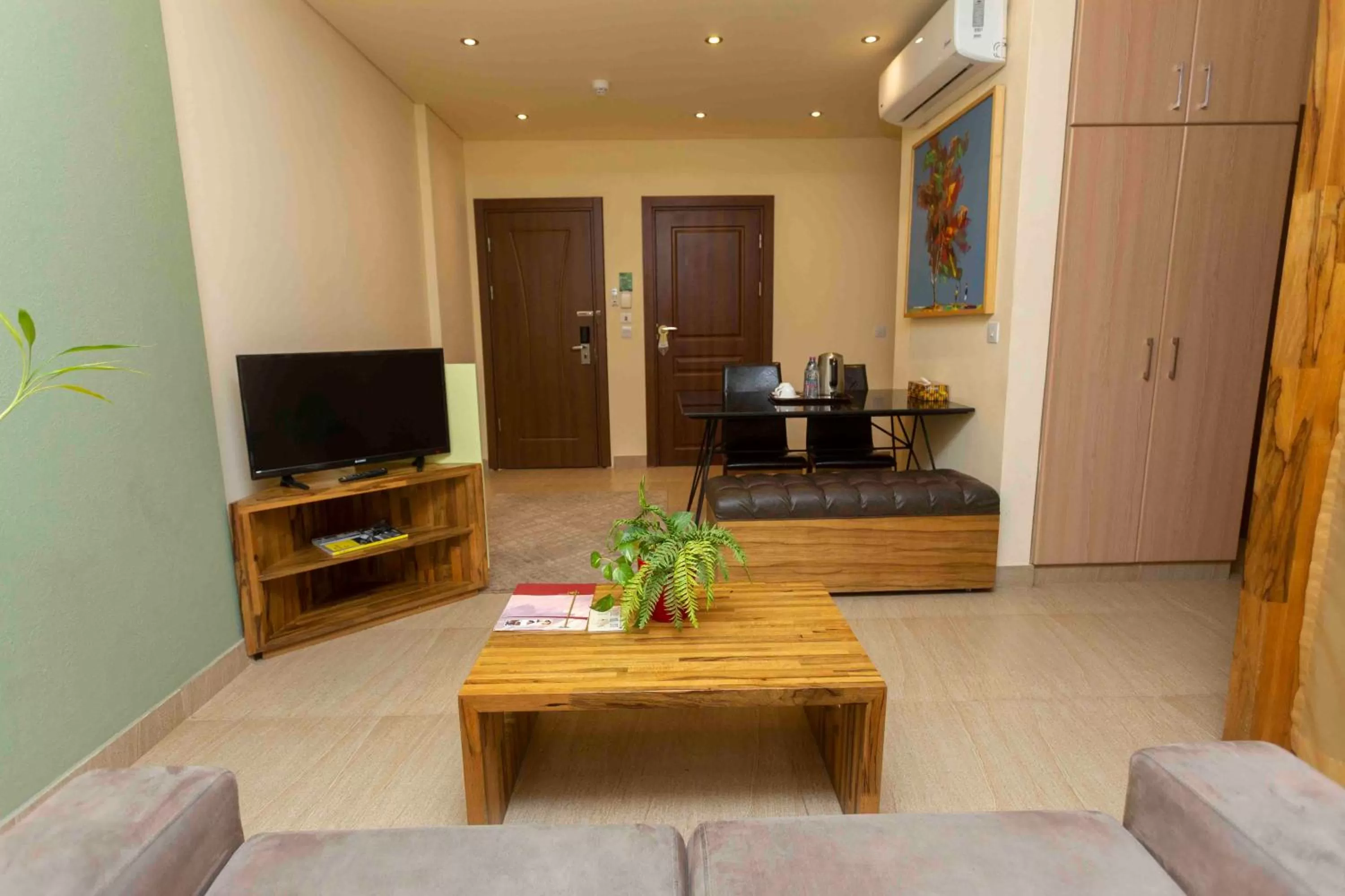 Roots Hotel Apartment