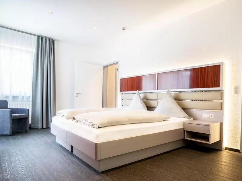 Bed in Hennedamm Hotel