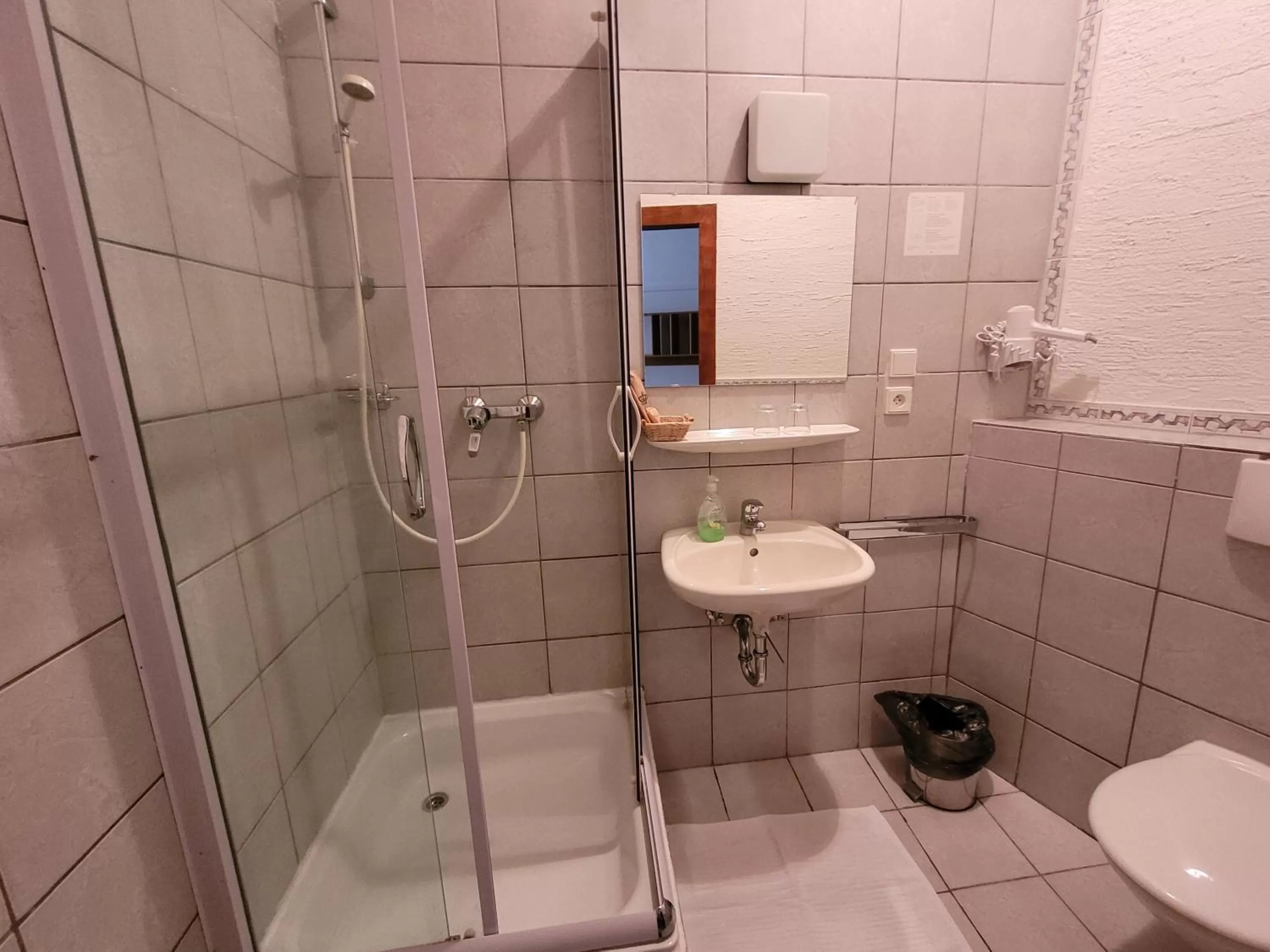 Bathroom in Hotel Koruna