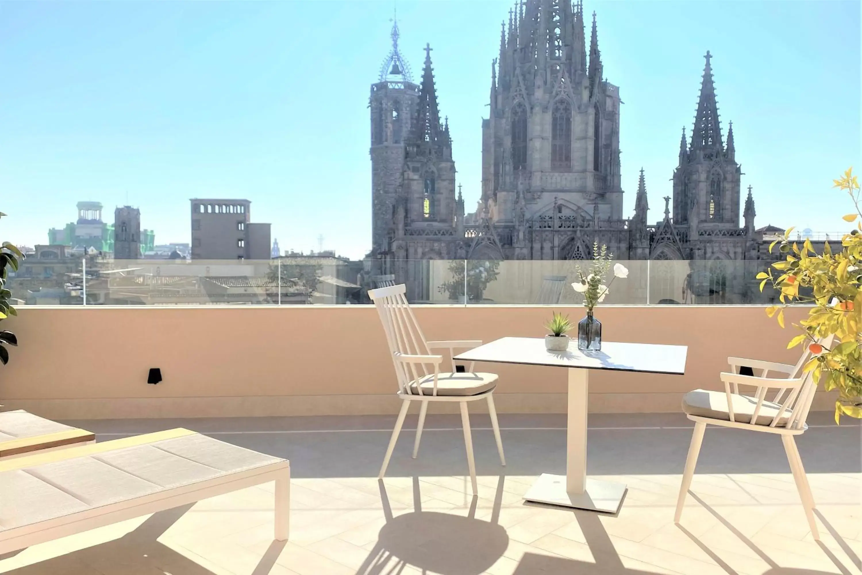 Classic Superior Room with Cathedral view and Terrace in Colón Hotel Barcelona Classic Superior Room with Cathedral view and Terrace in Colón Hotel Barcelona