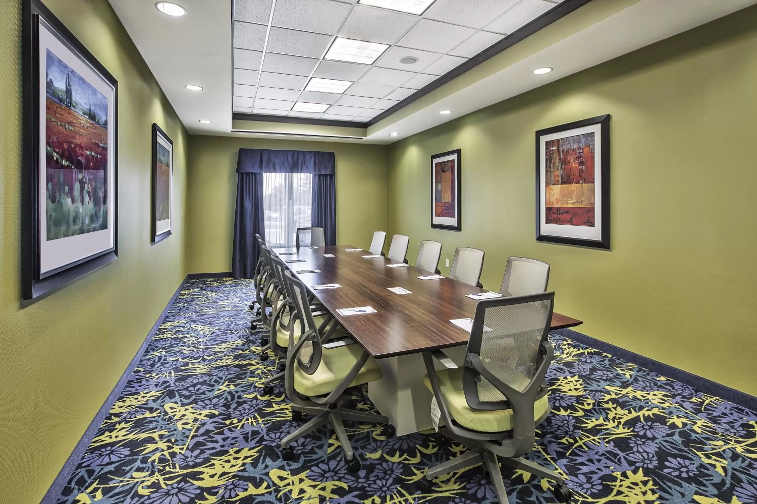 Meeting/conference room in Holiday Inn Express & Suites Dayton South - I-675 by IHG