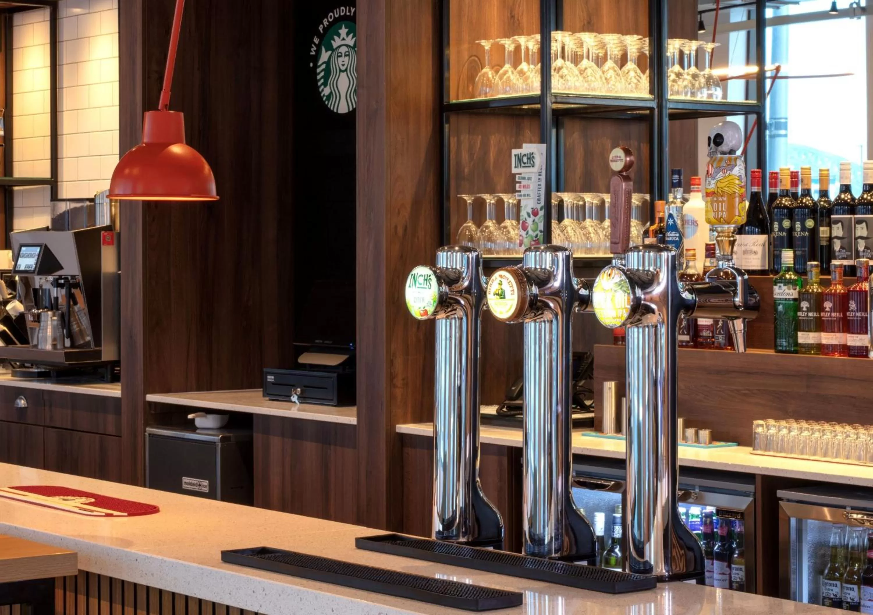 Lounge or bar in Holiday Inn Sunderland - City Centre by IHG