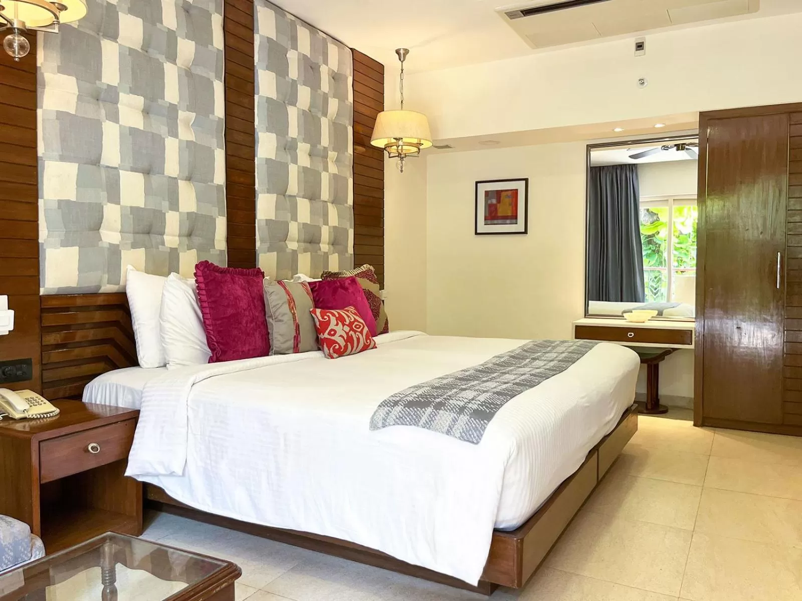 Bedroom, Bed in Acron Waterfront Resort